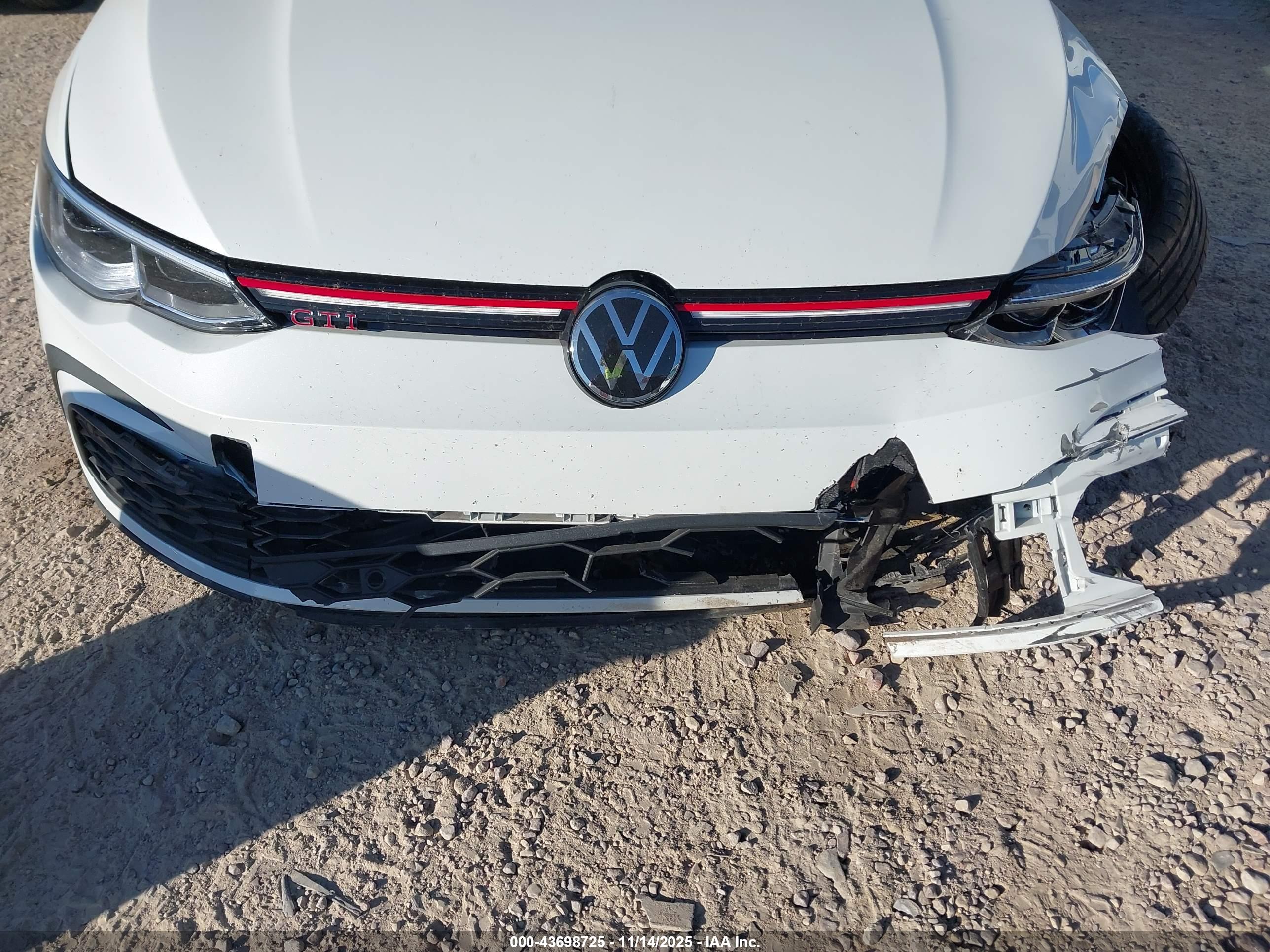 VOLKSWAGEN GOLF image 6