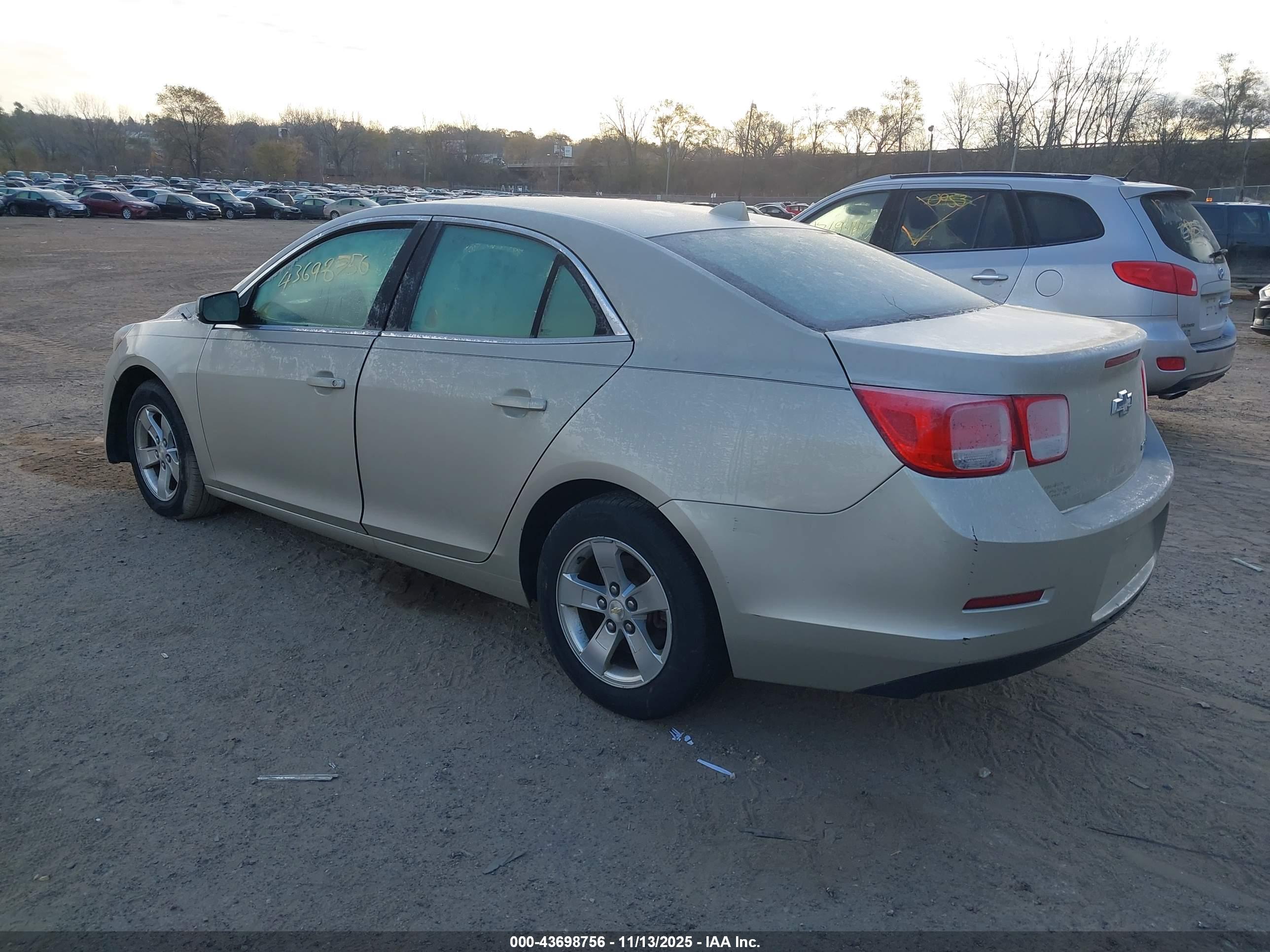 CHEVROLET MALIBU image 3