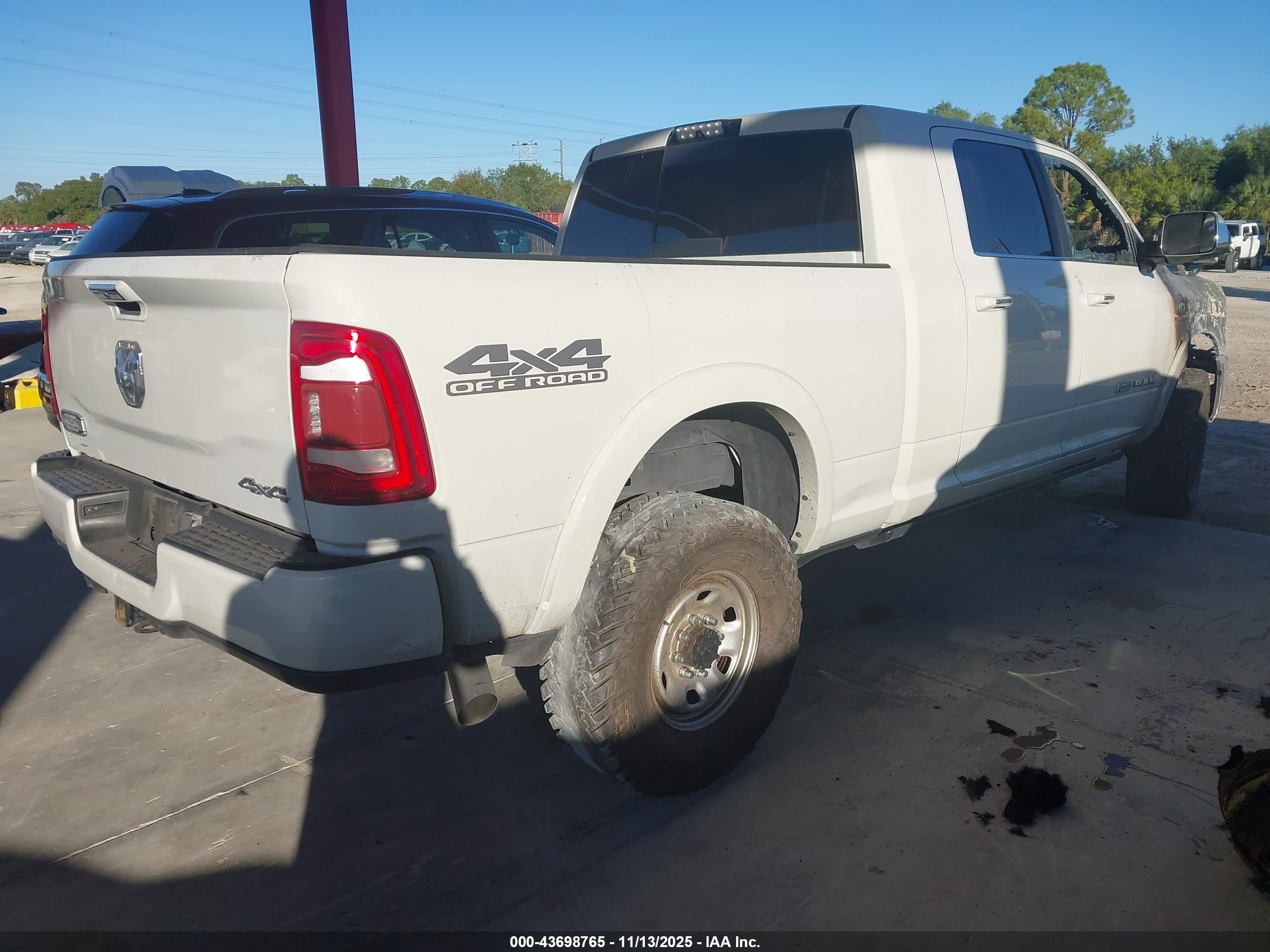 RAM 2500 image 4