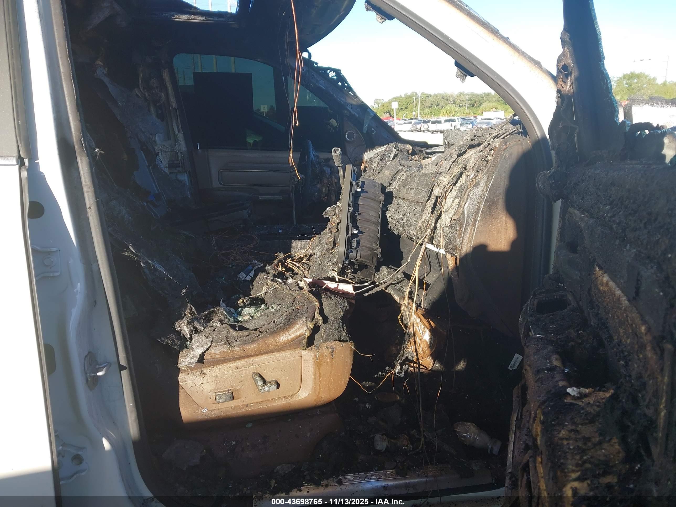 RAM 2500 image 5