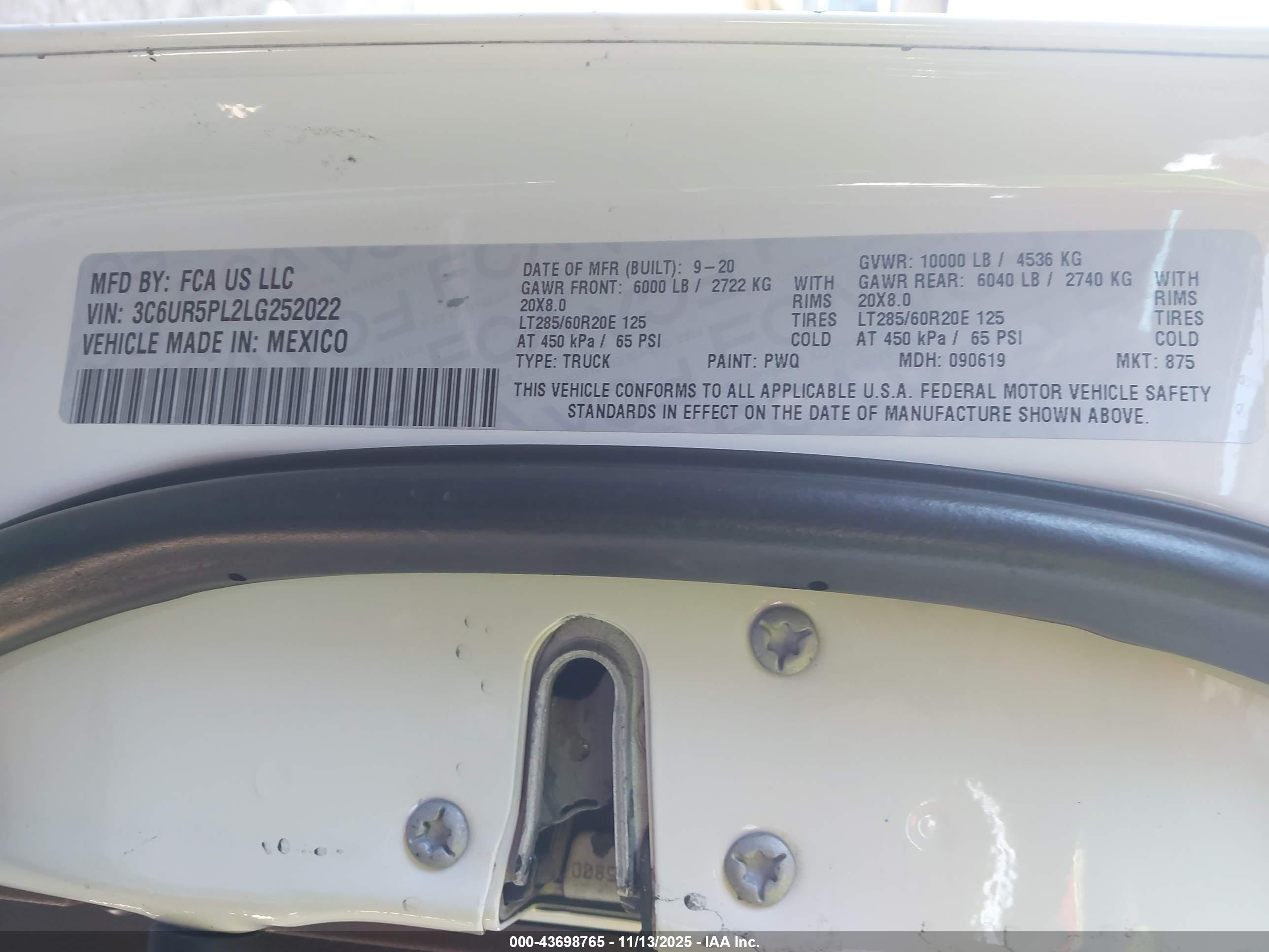 RAM 2500 image 9