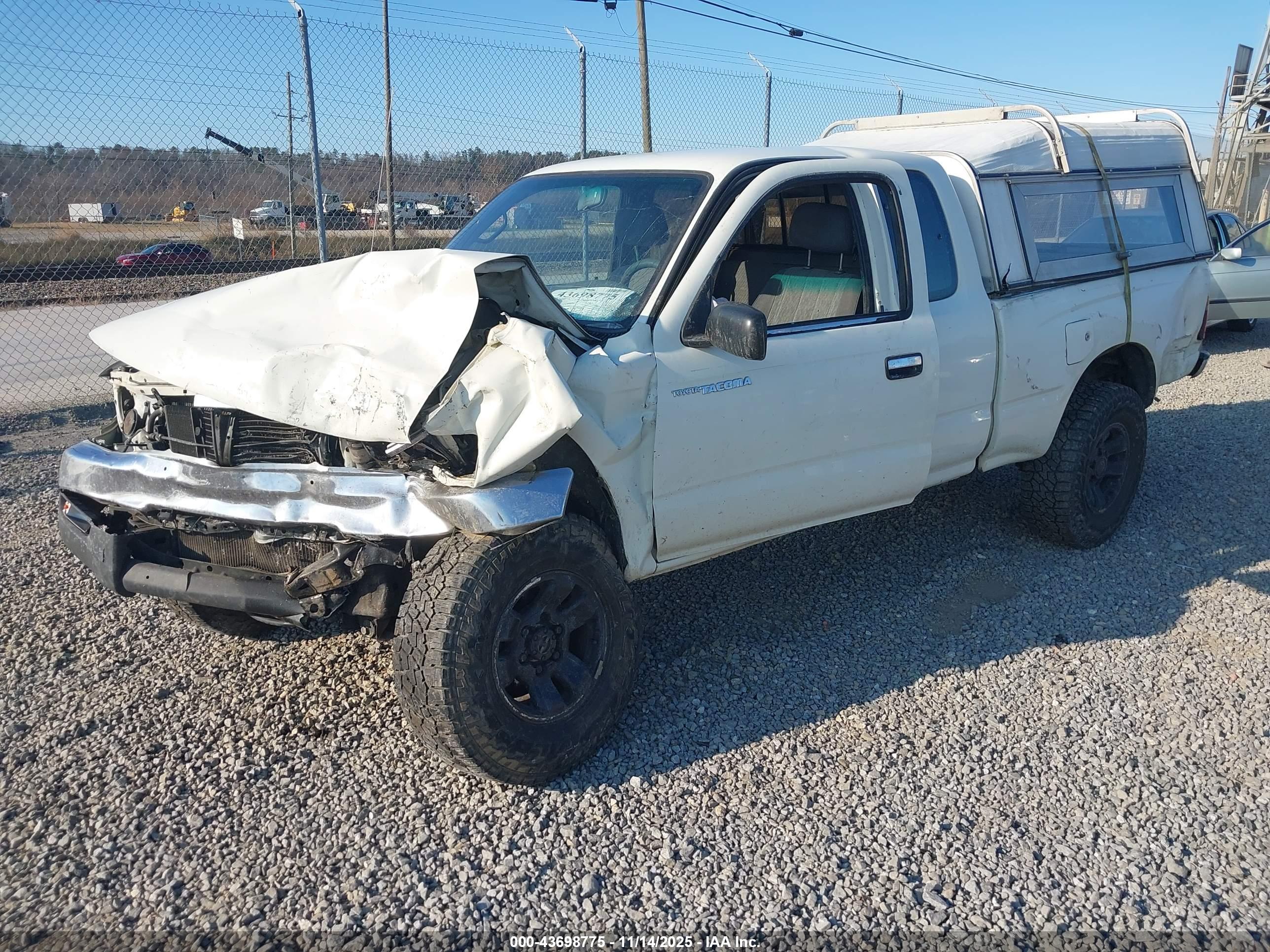 TOYOTA TACOMA image 2
