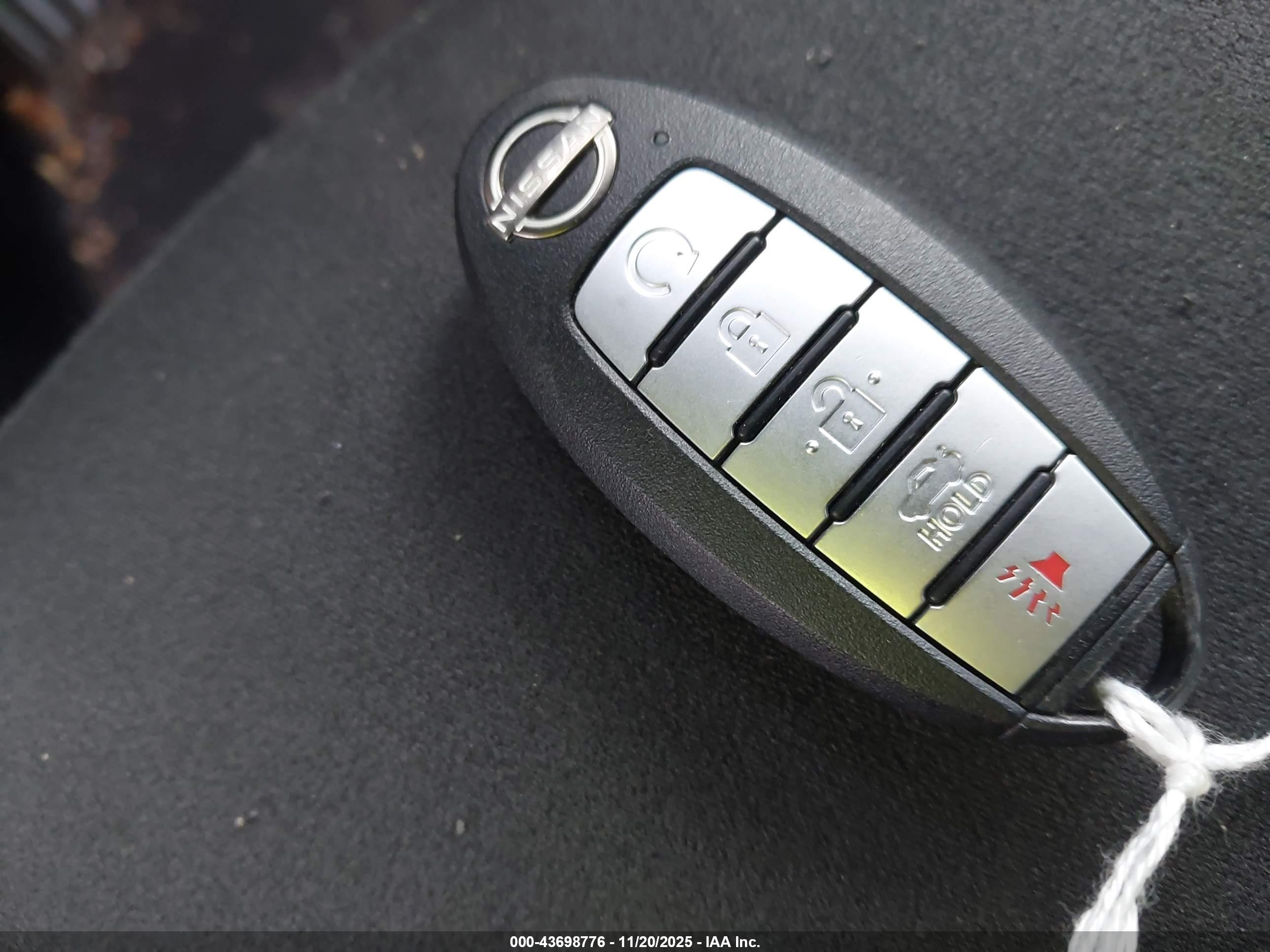 NISSAN ALTIMA image 11