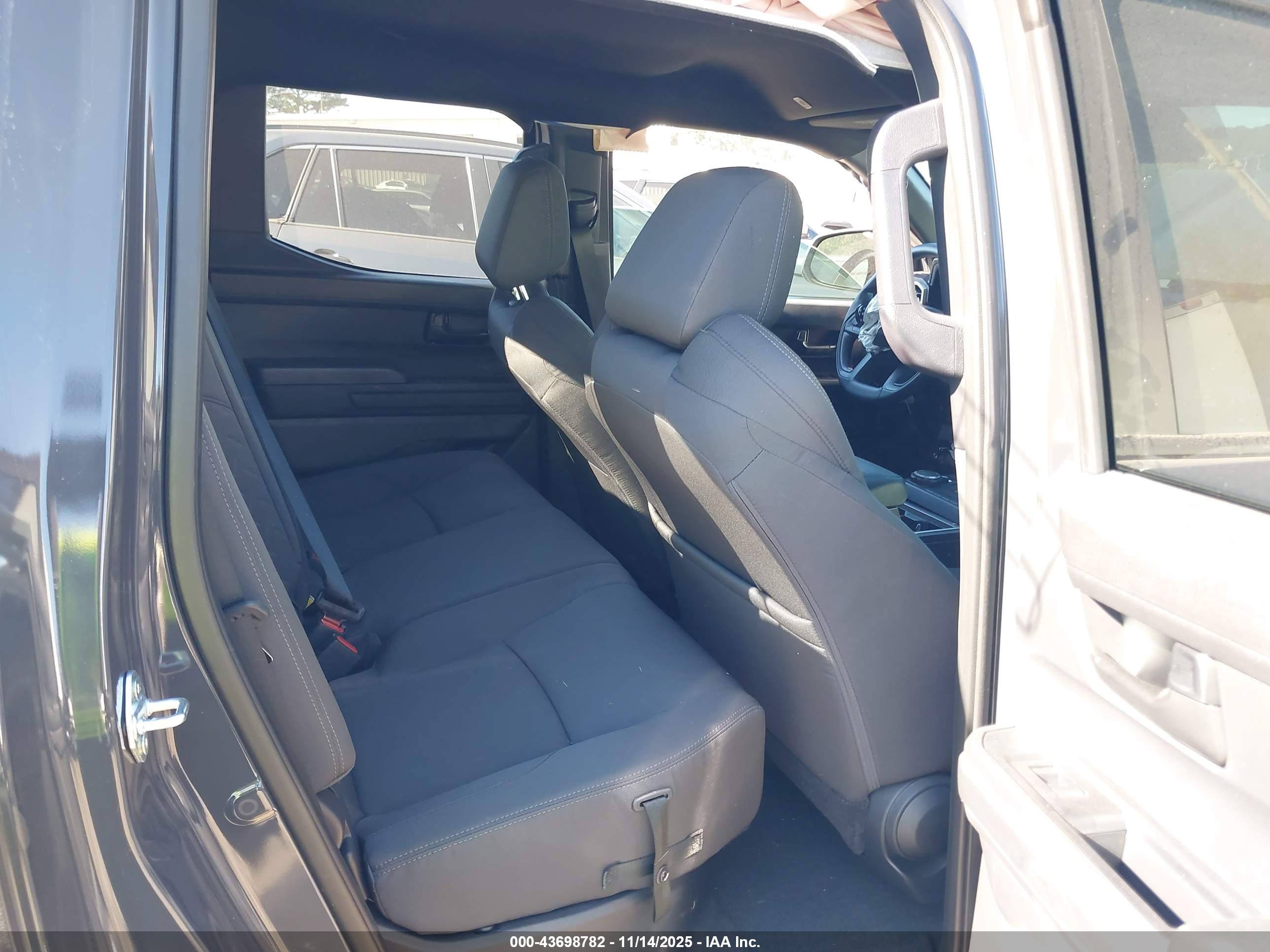 TOYOTA TACOMA image 8