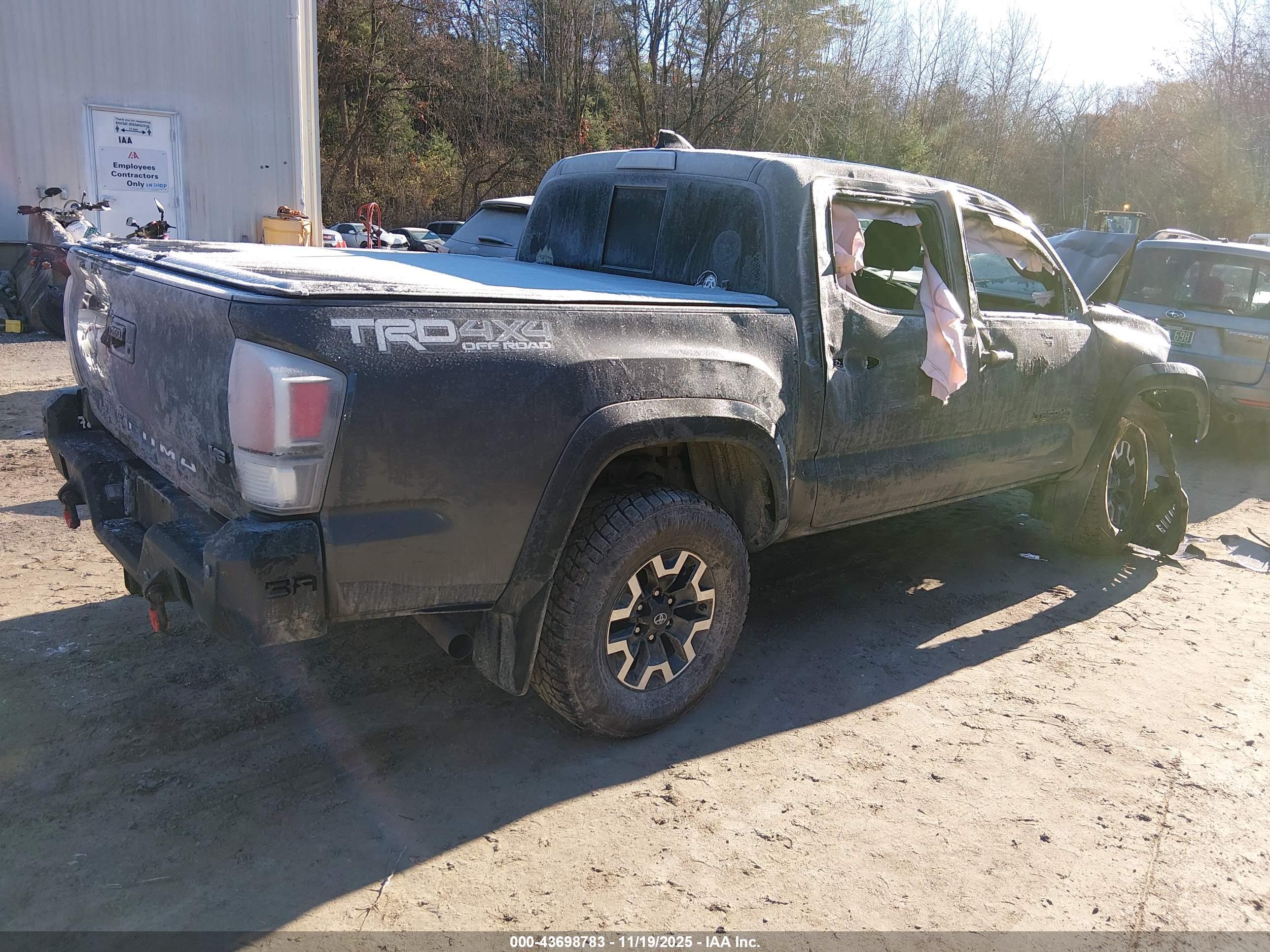 TOYOTA TACOMA image 4
