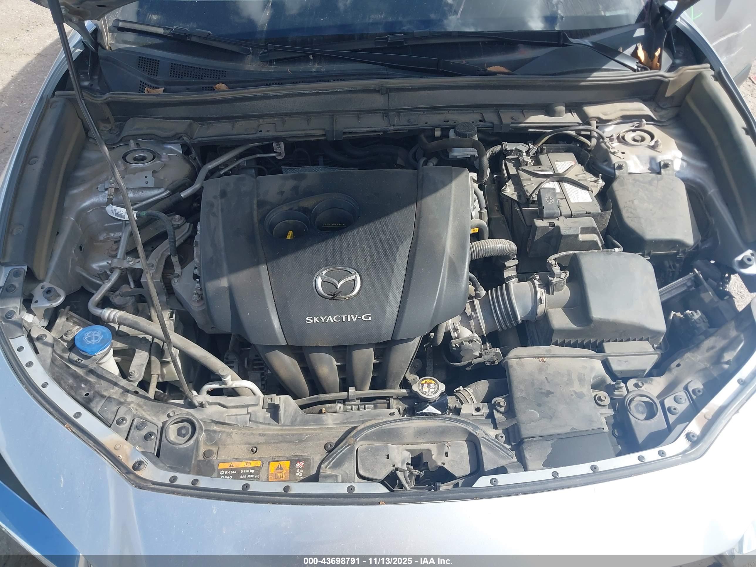 MAZDA CX-30 image 10