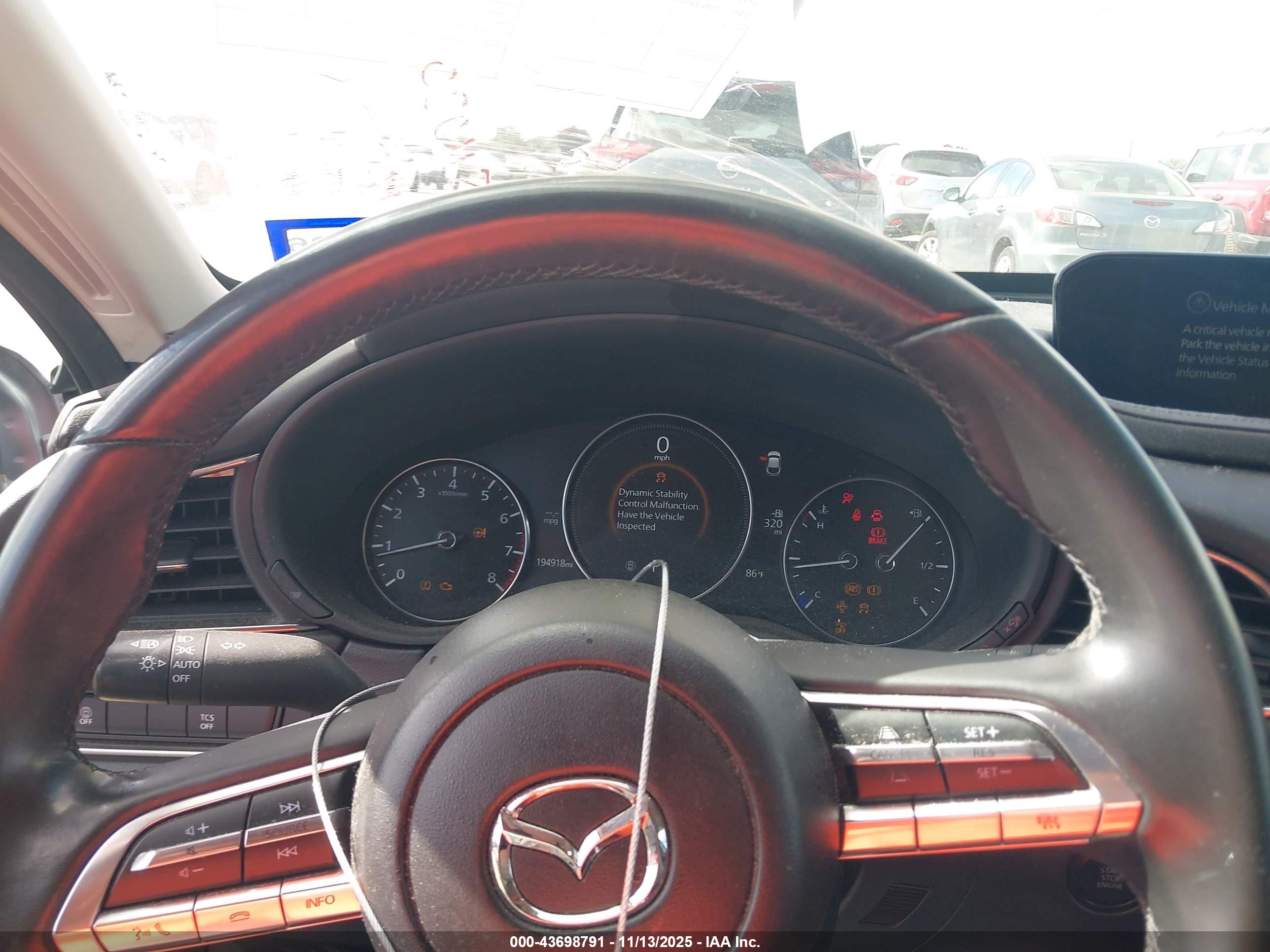 MAZDA CX-30 image 7
