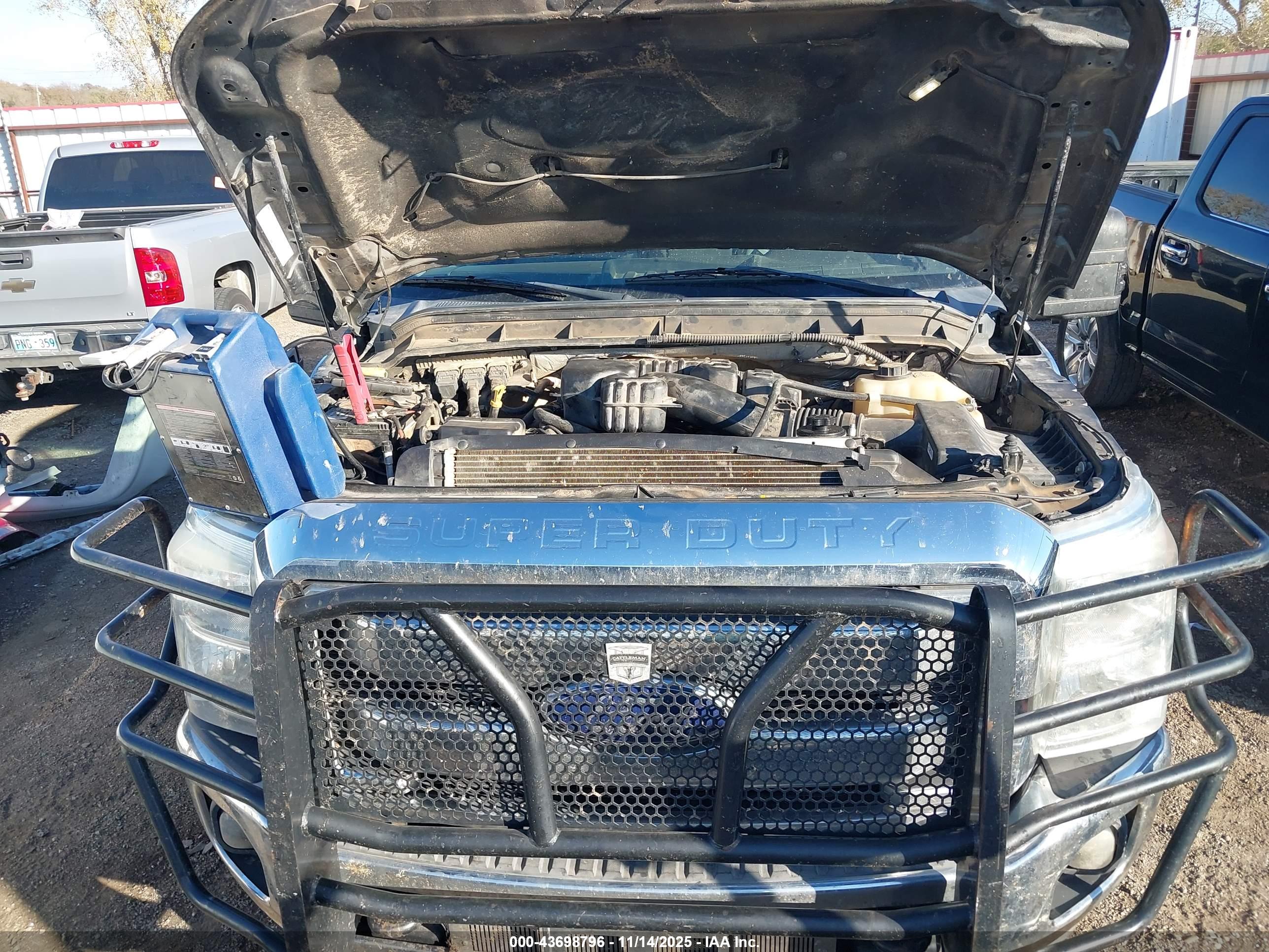 FORD F-250 image 10