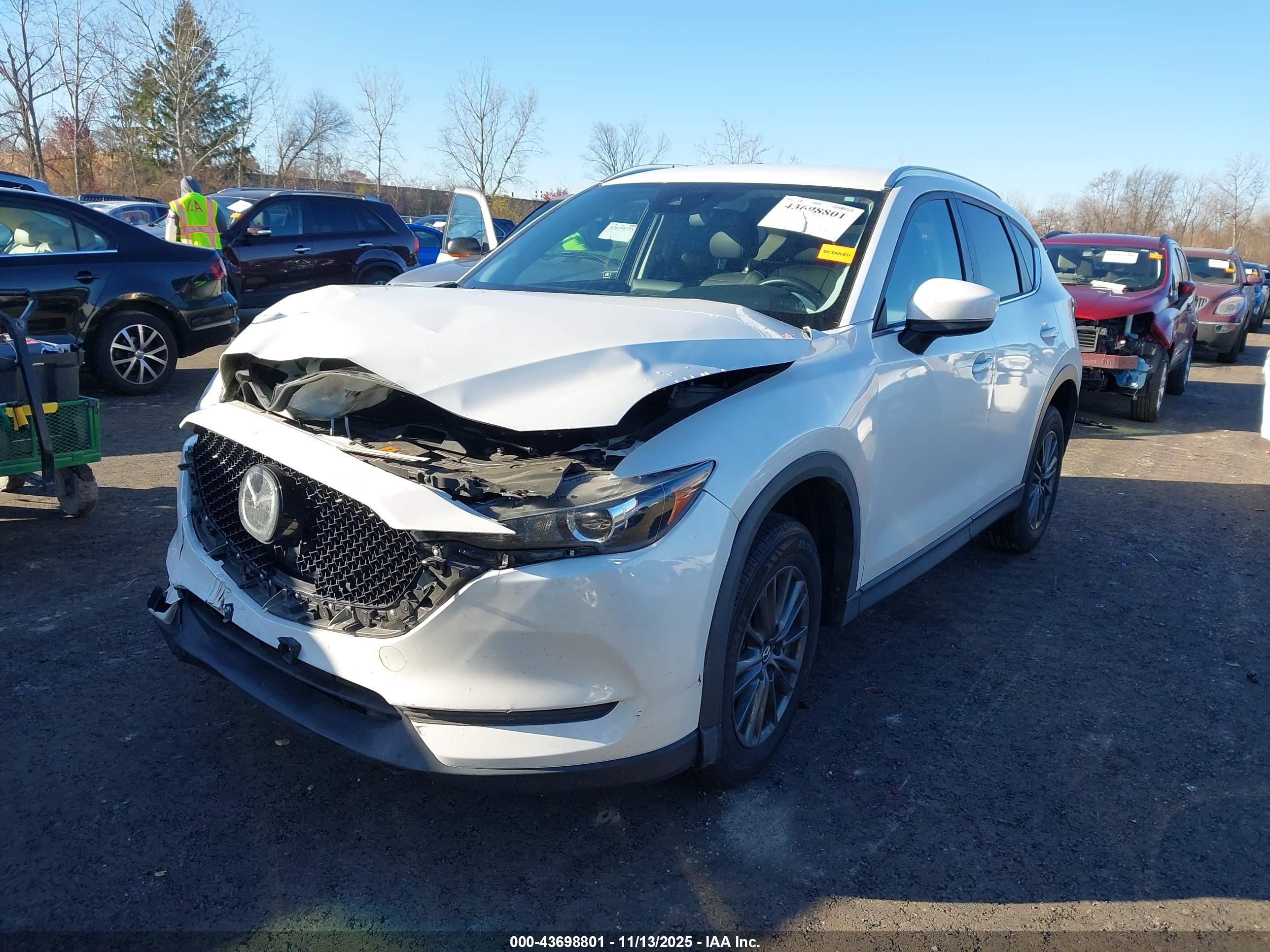MAZDA CX-5 image 2