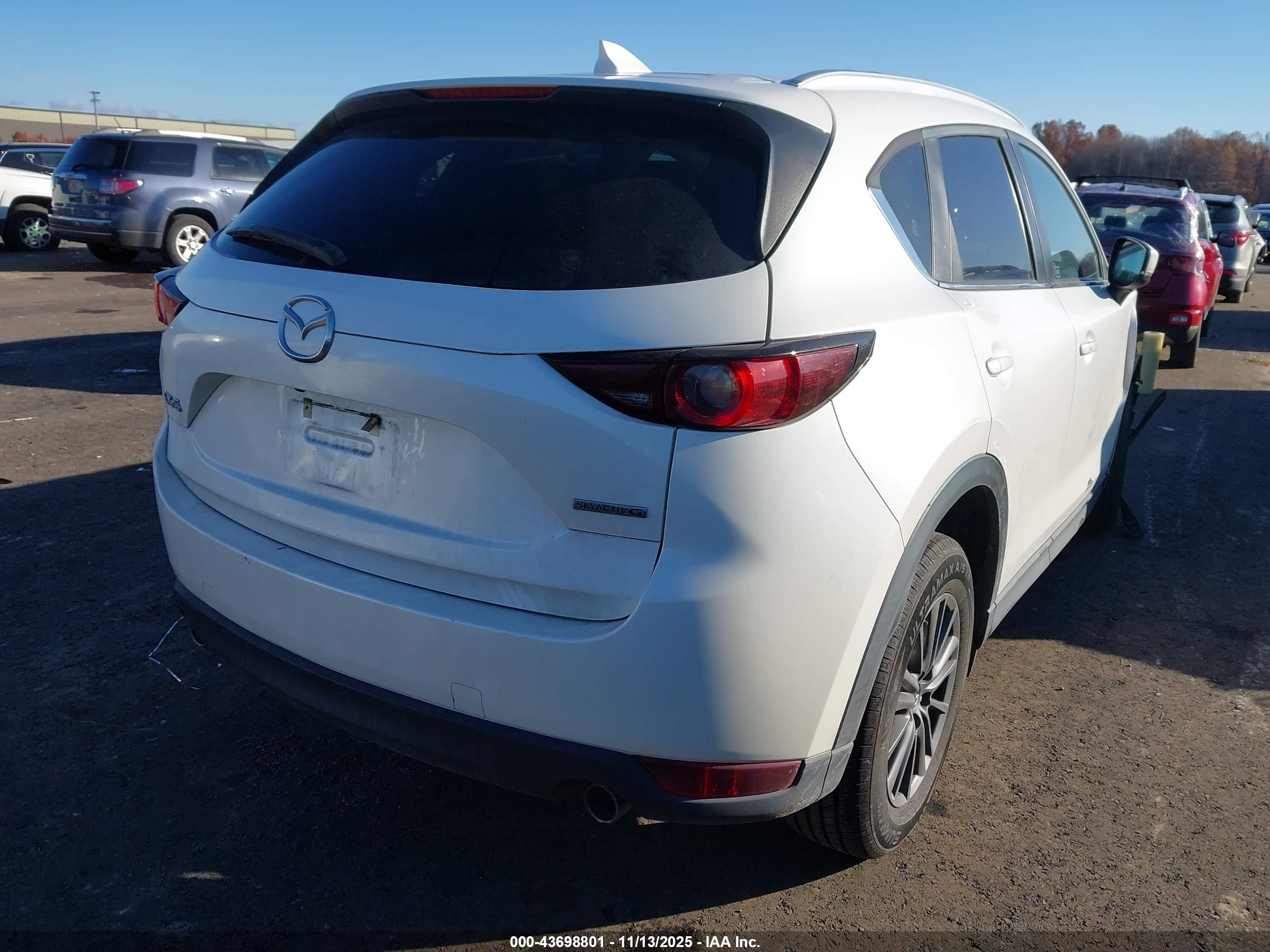 MAZDA CX-5 image 4