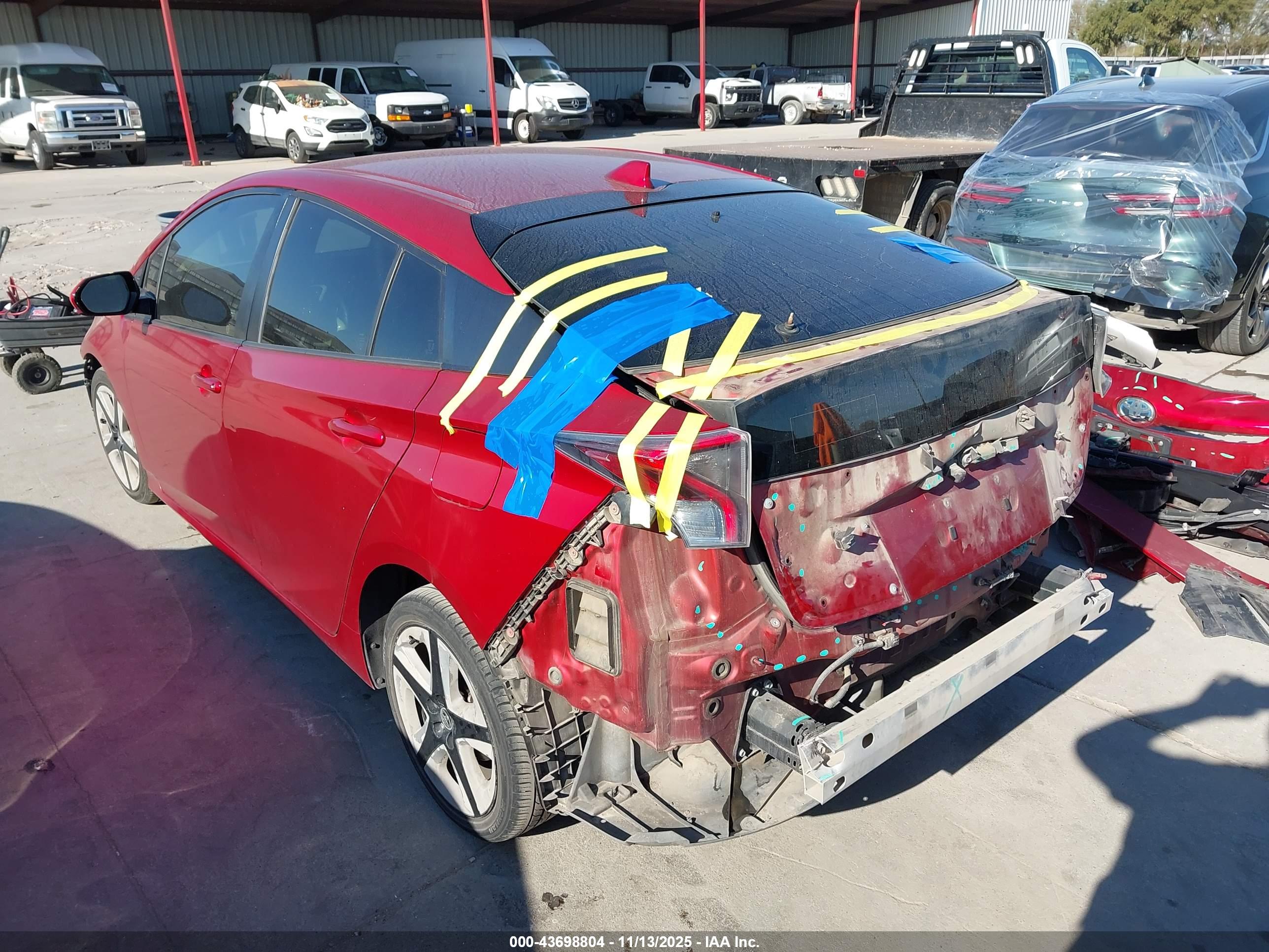 TOYOTA PRIUS image 3