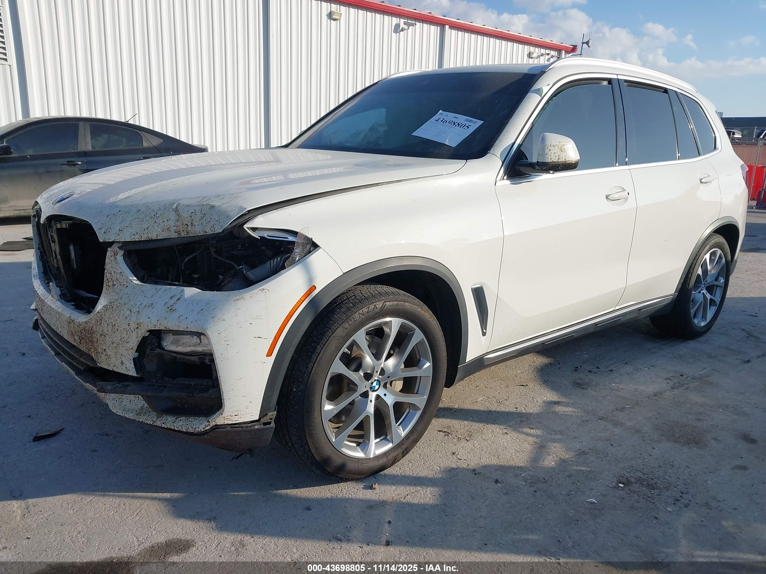 BMW X5 image 2
