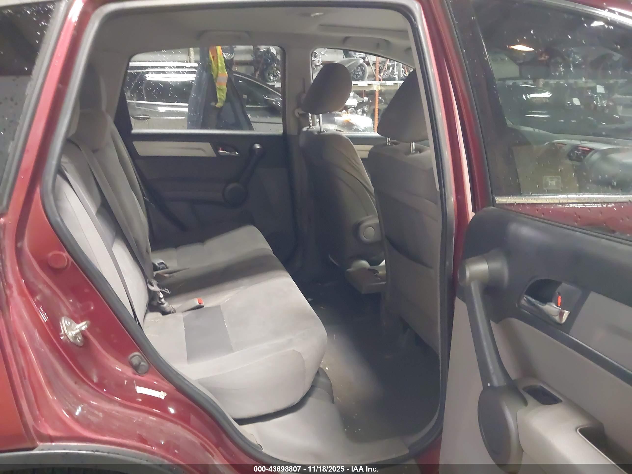HONDA CR-V image 8