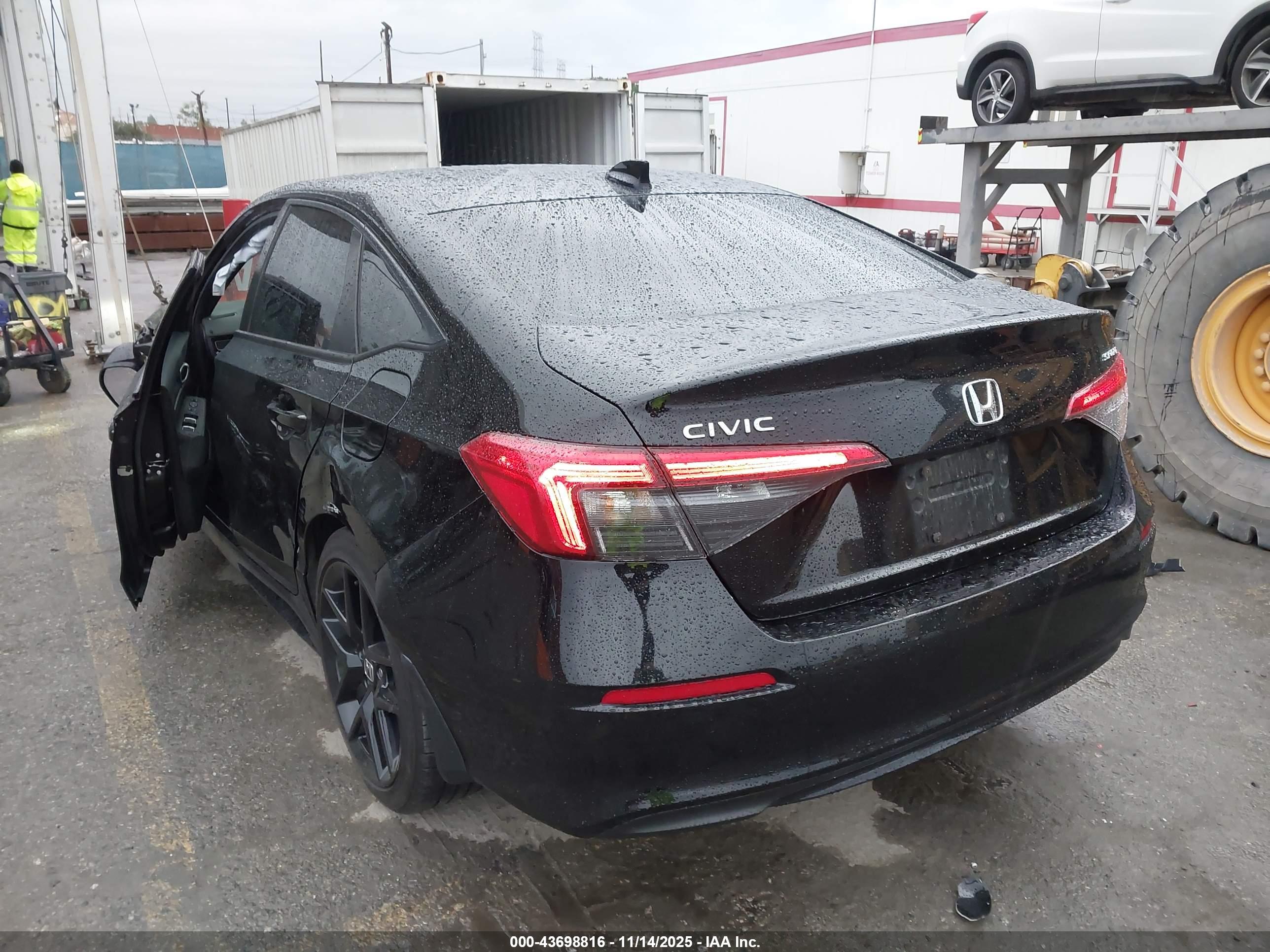 HONDA CIVIC image 3