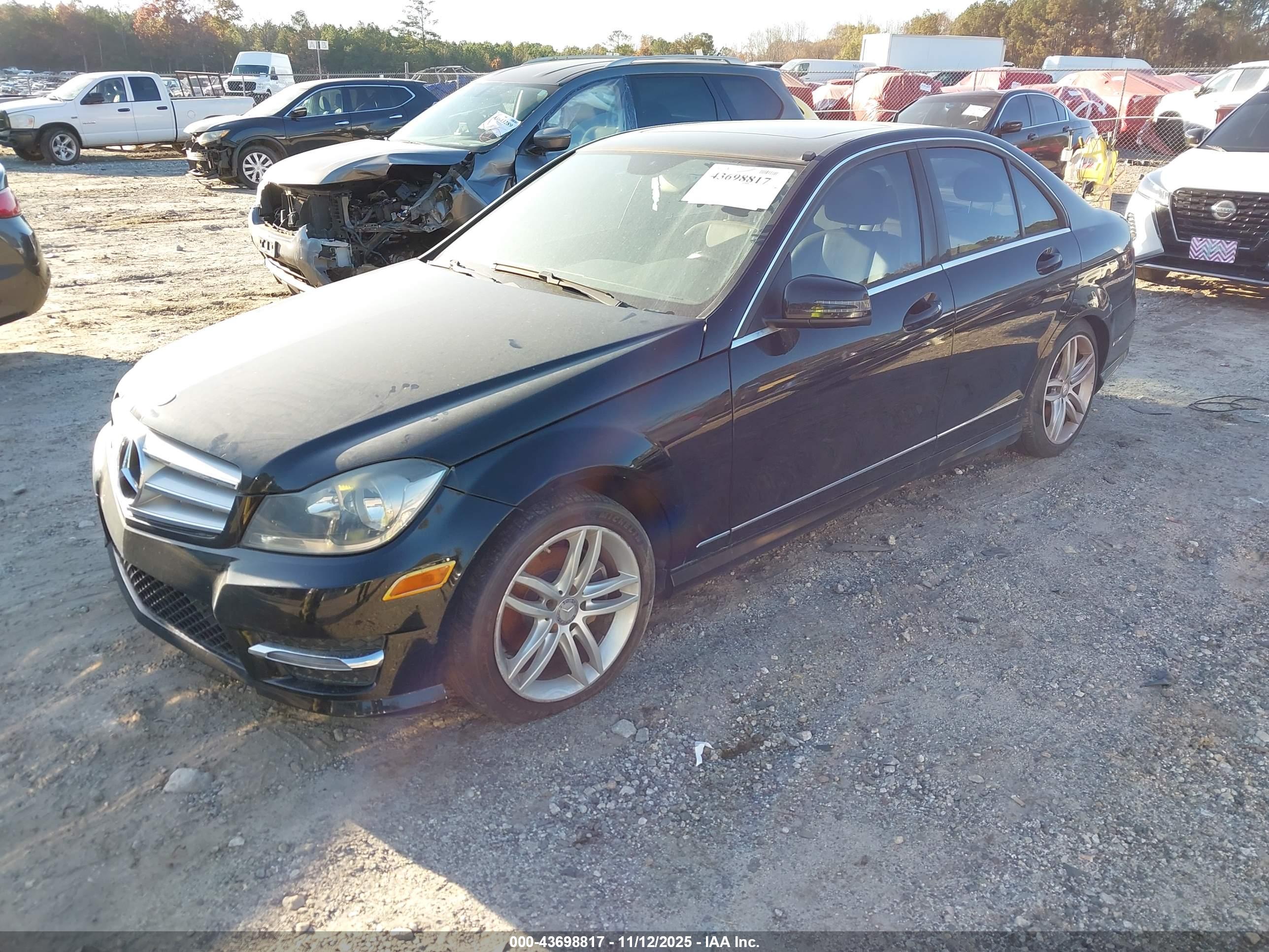MERCEDES-BENZ C image 2