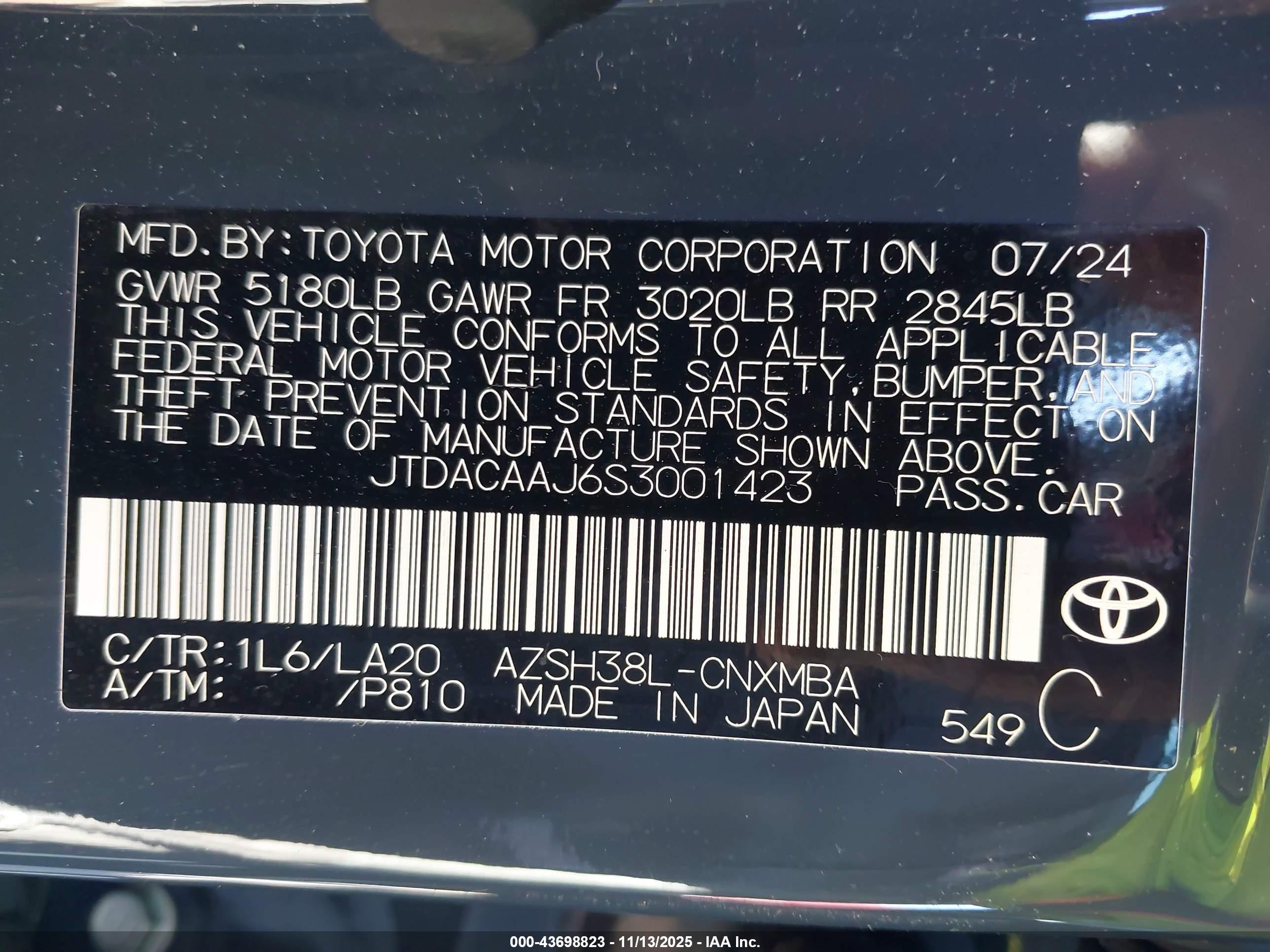TOYOTA CROWN image 9