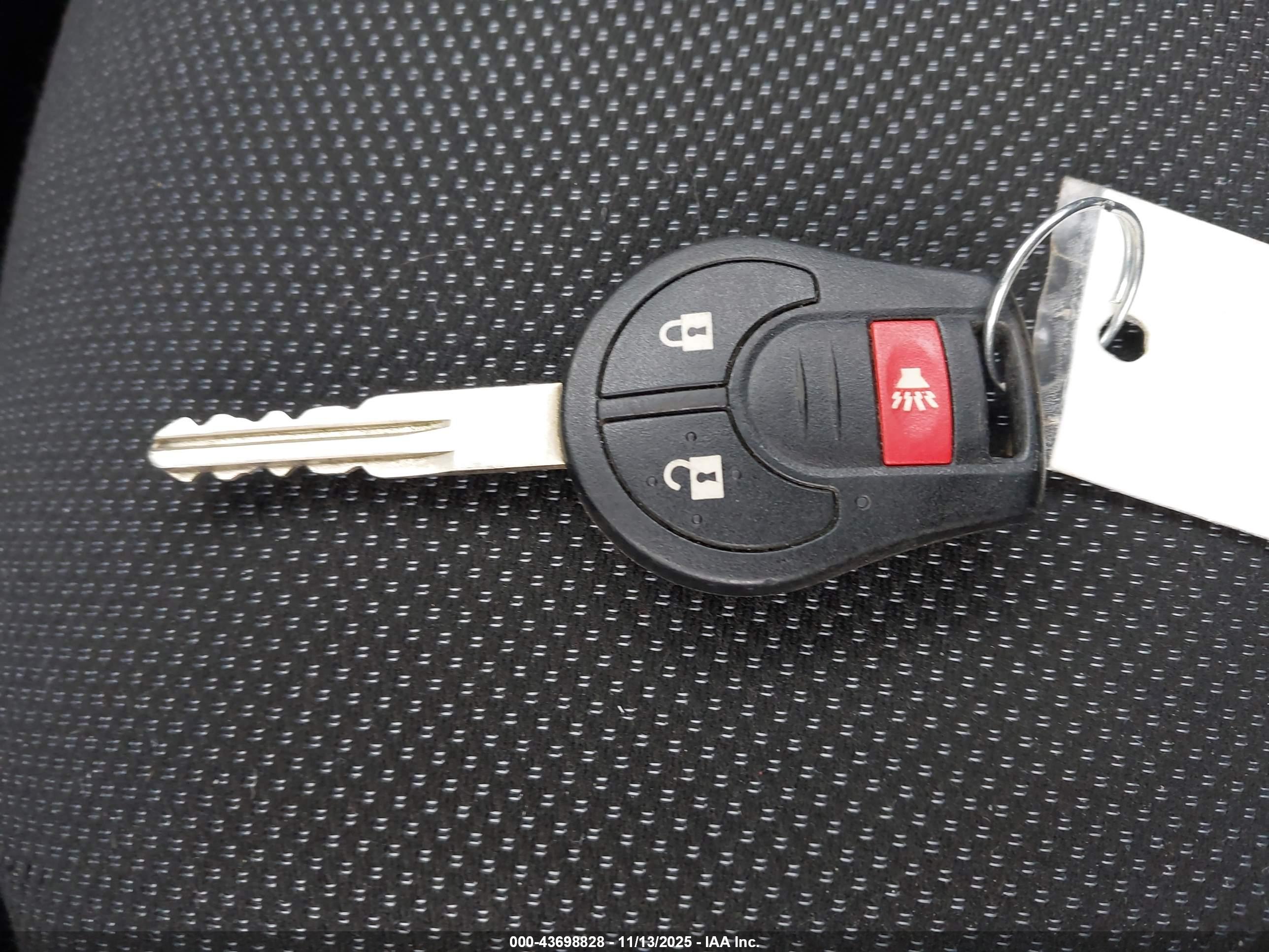 NISSAN JUKE image 11