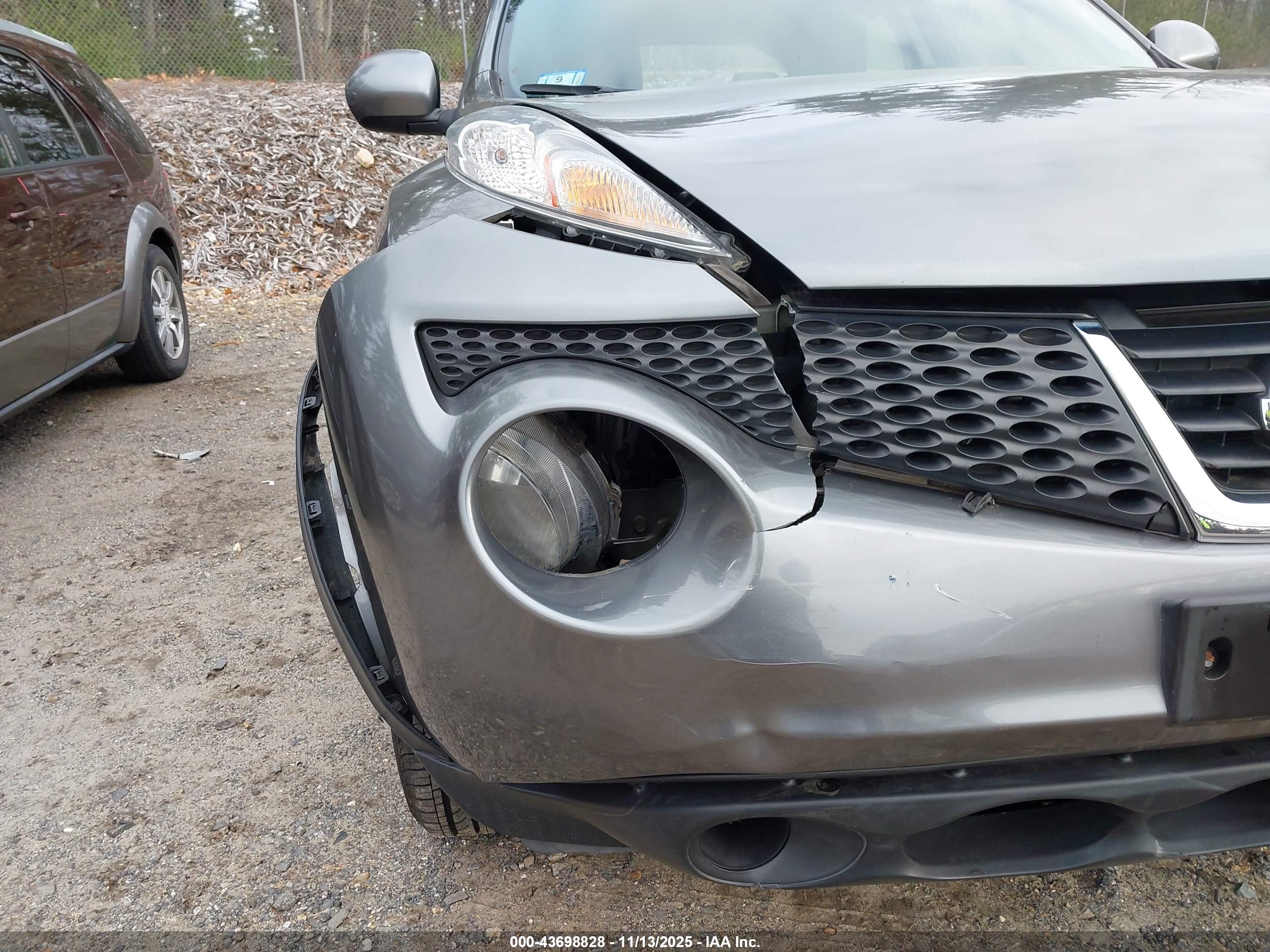 NISSAN JUKE image 6