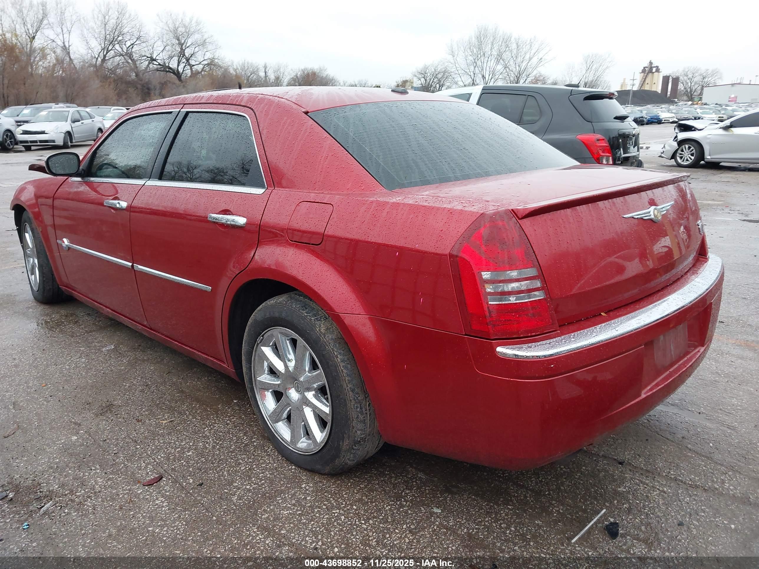 CHRYSLER 300C image 3