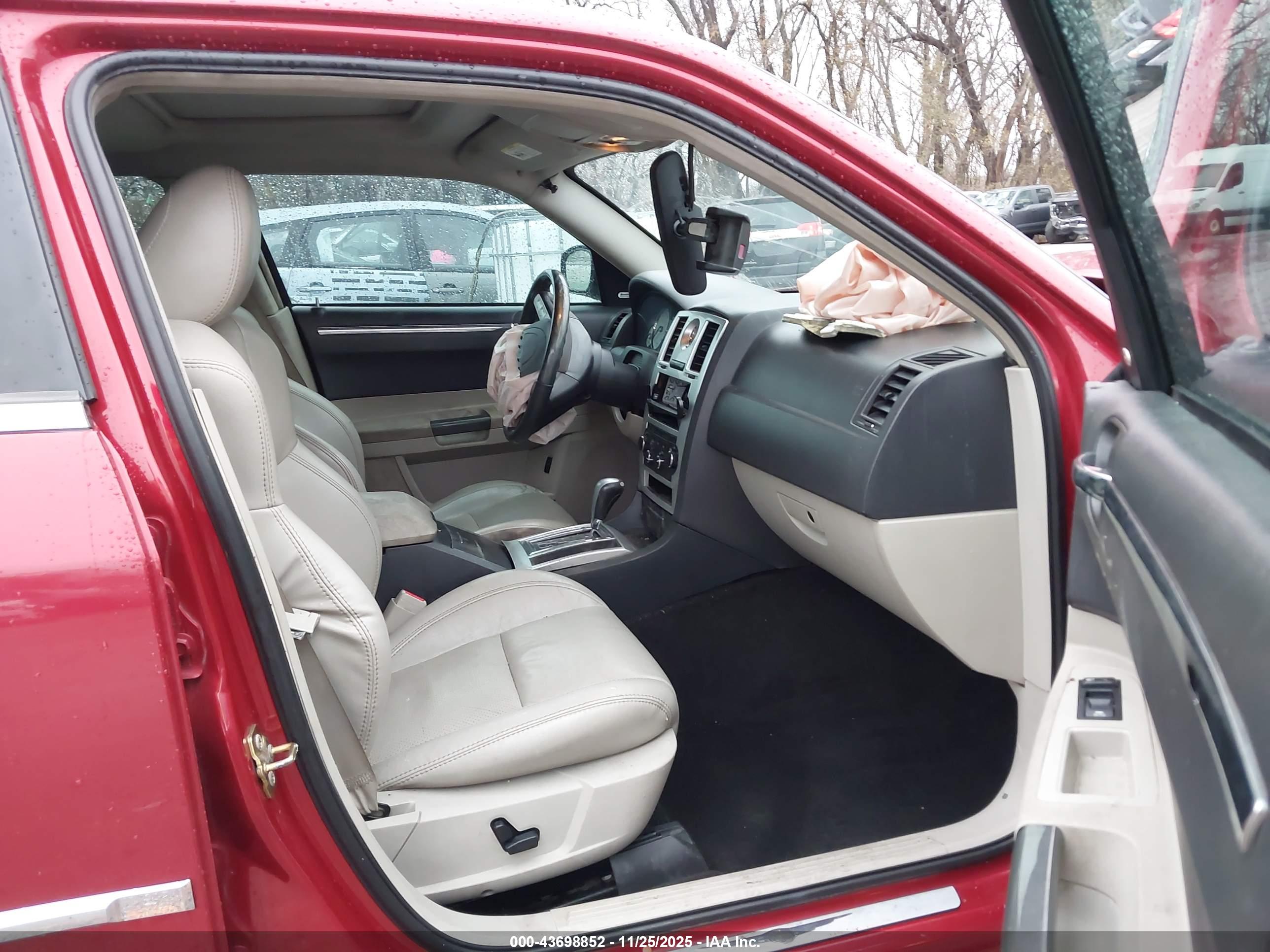 CHRYSLER 300C image 5