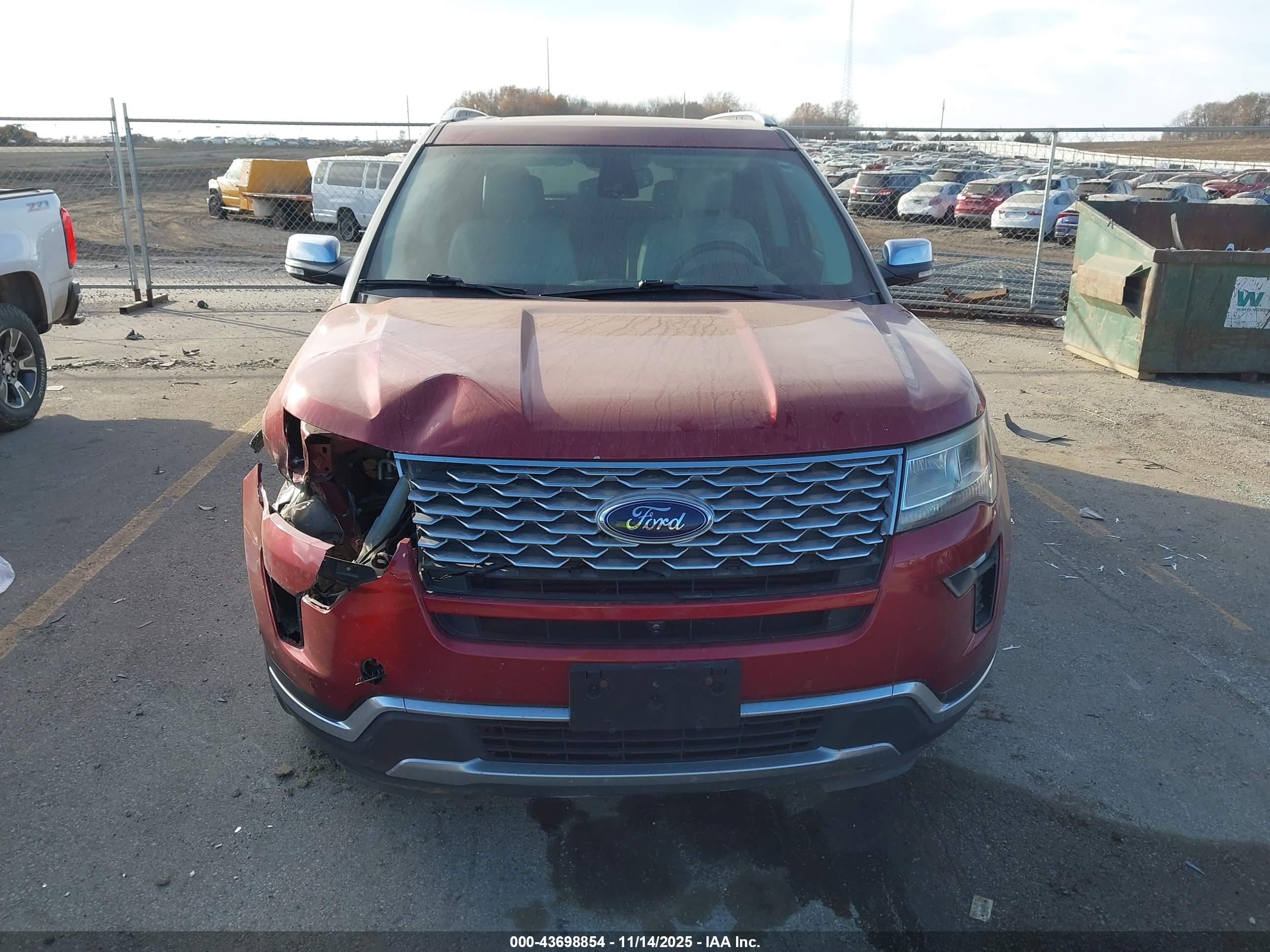 FORD EXPLORER image 6