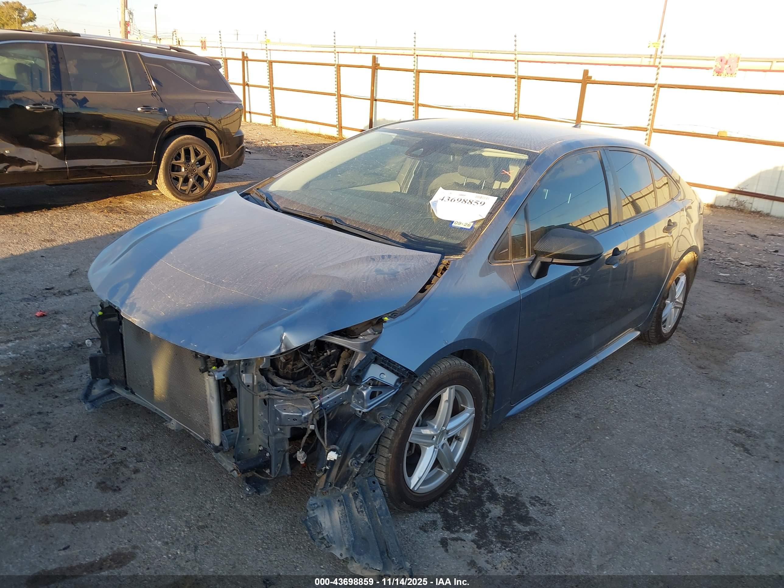 TOYOTA COROLLA image 2