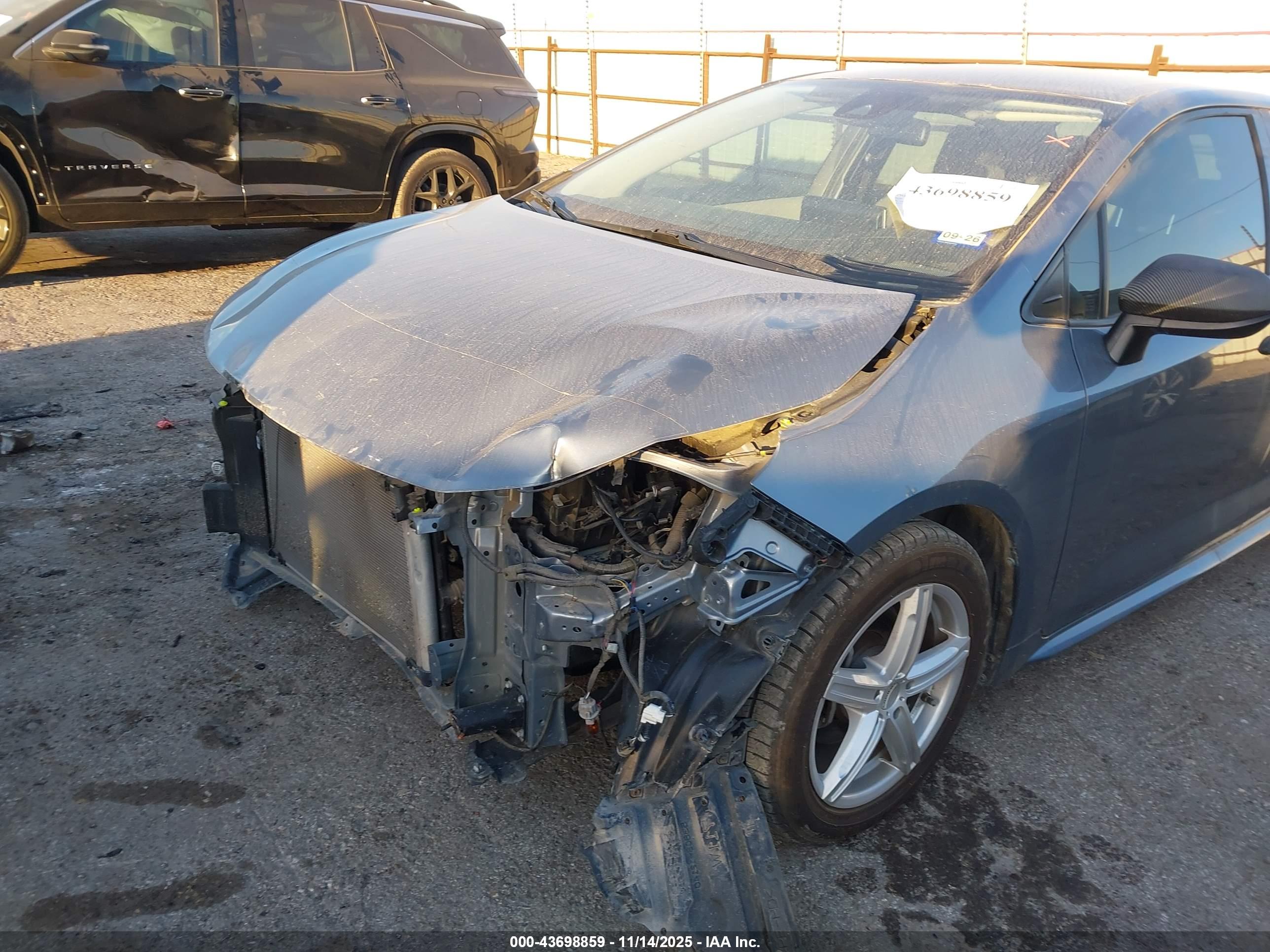 TOYOTA COROLLA image 6