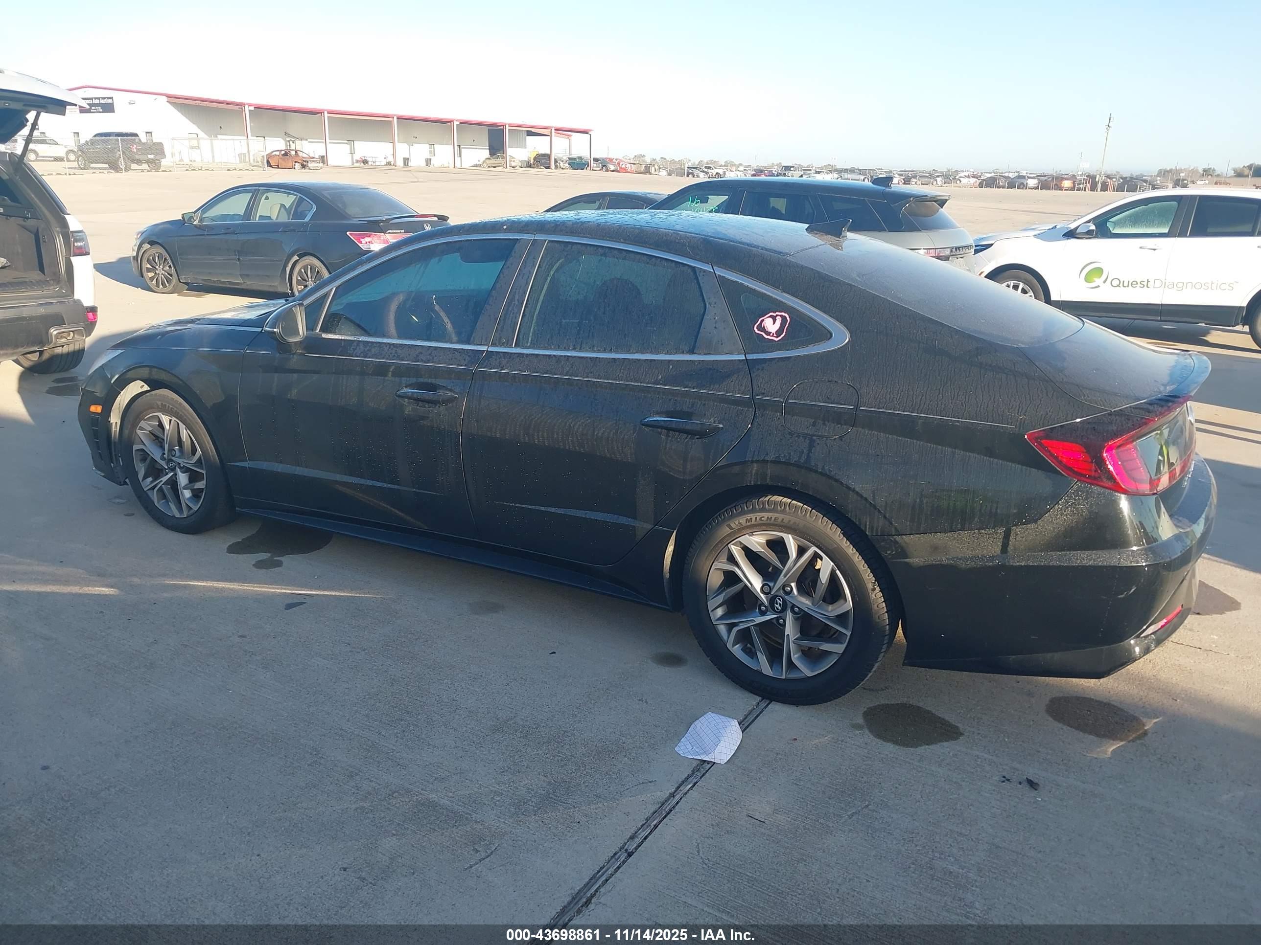 HYUNDAI SONATA image 3