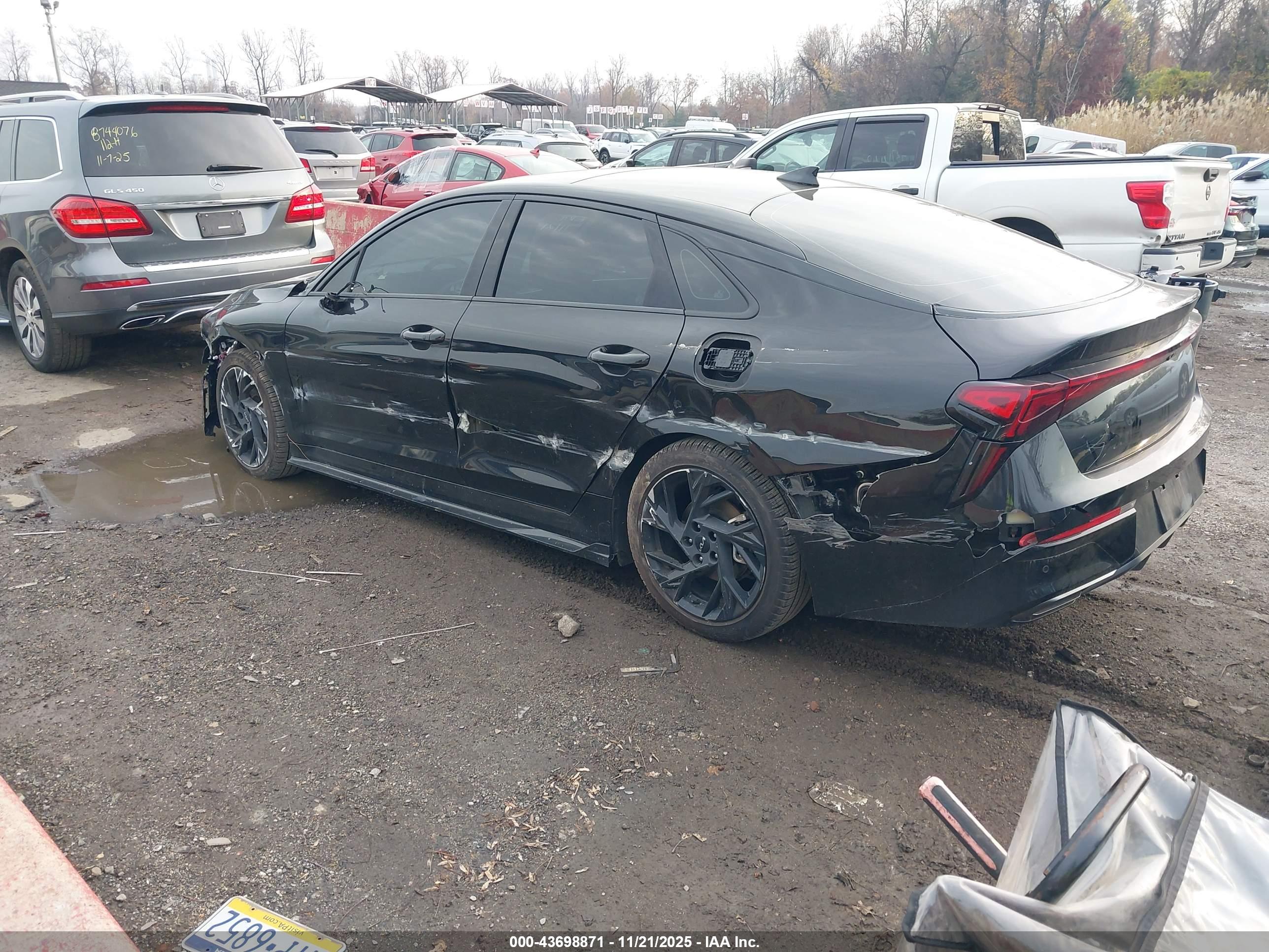 KIA K5 image 3