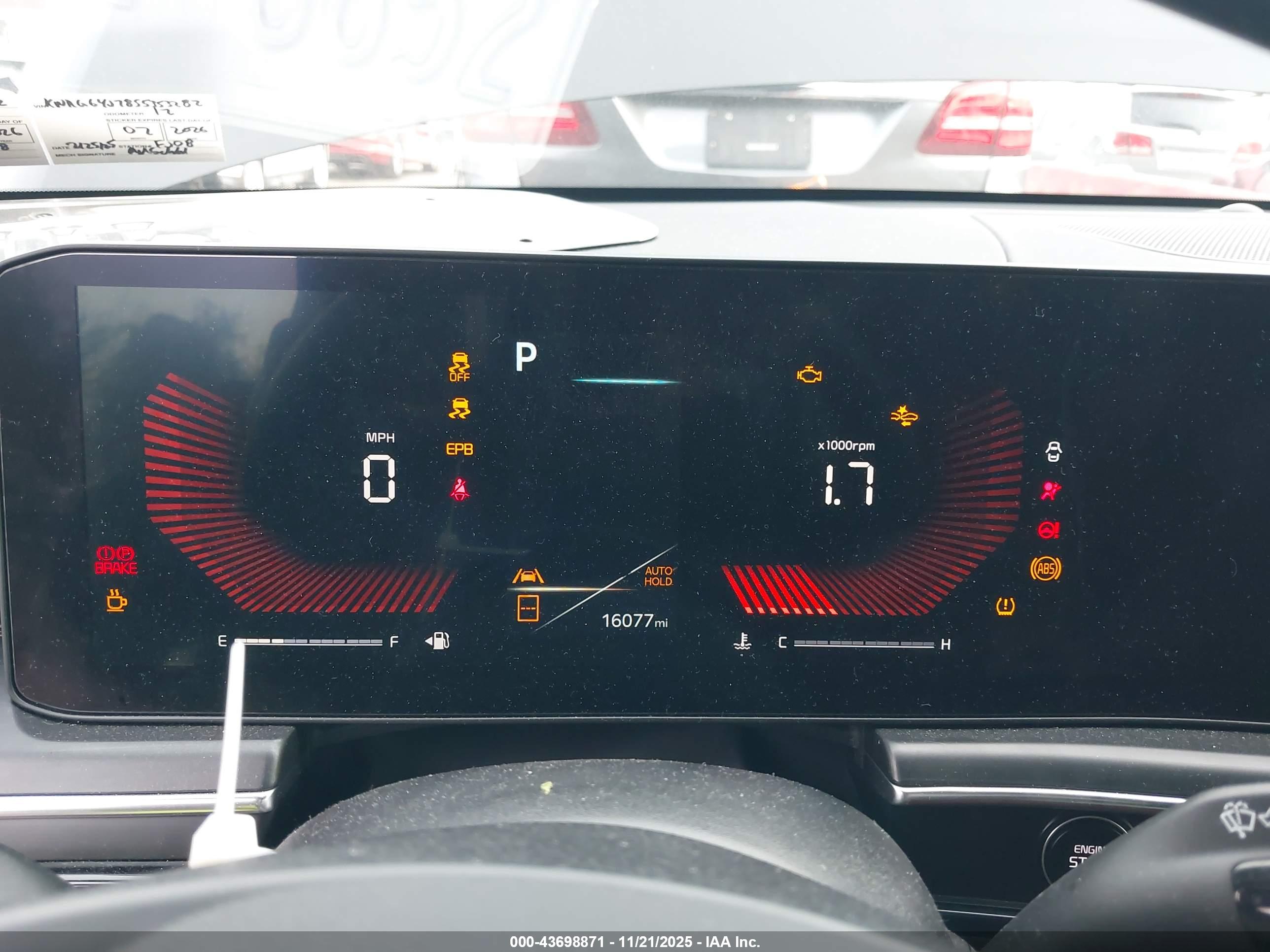 KIA K5 image 7