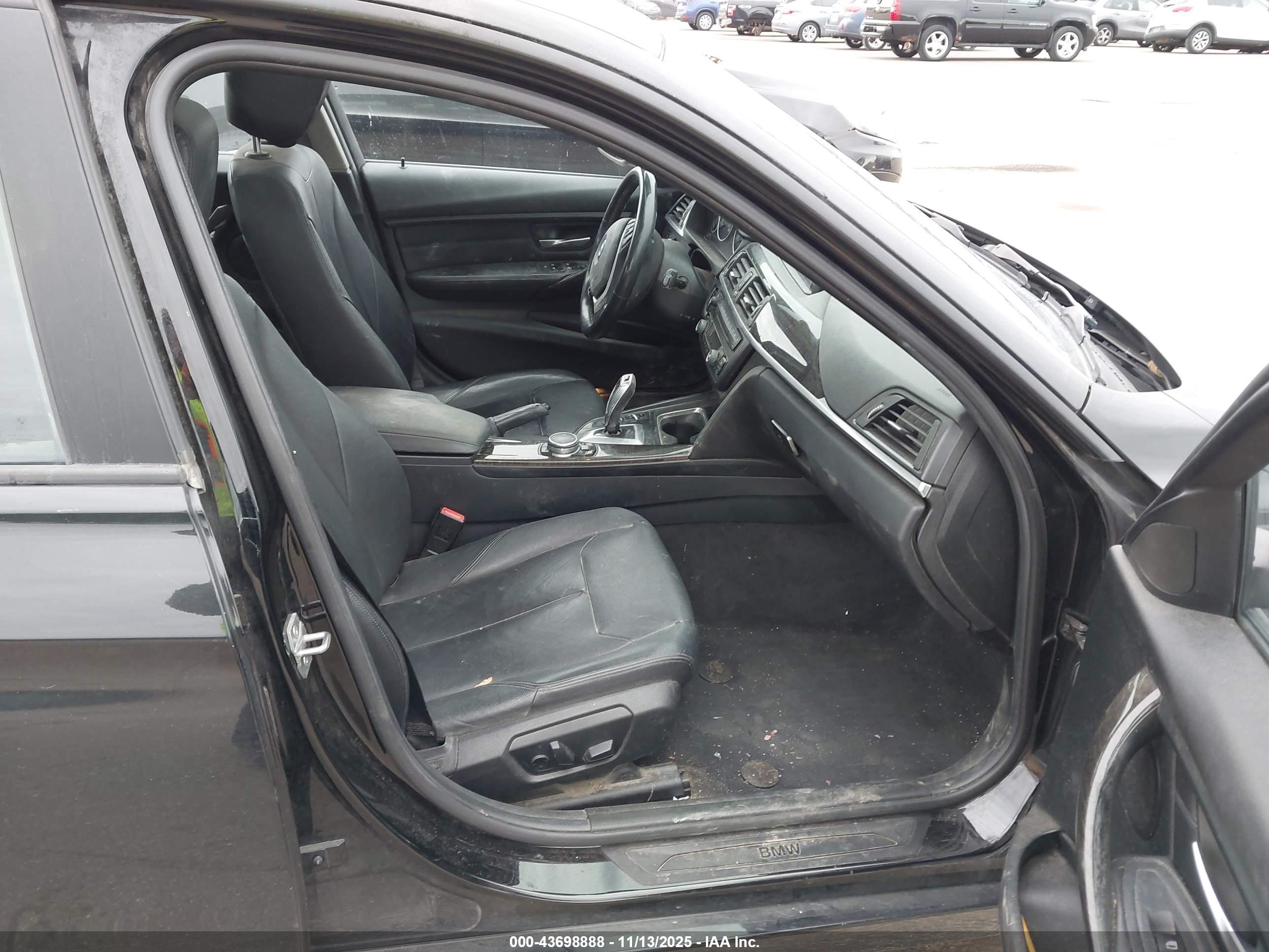 BMW 328I image 5