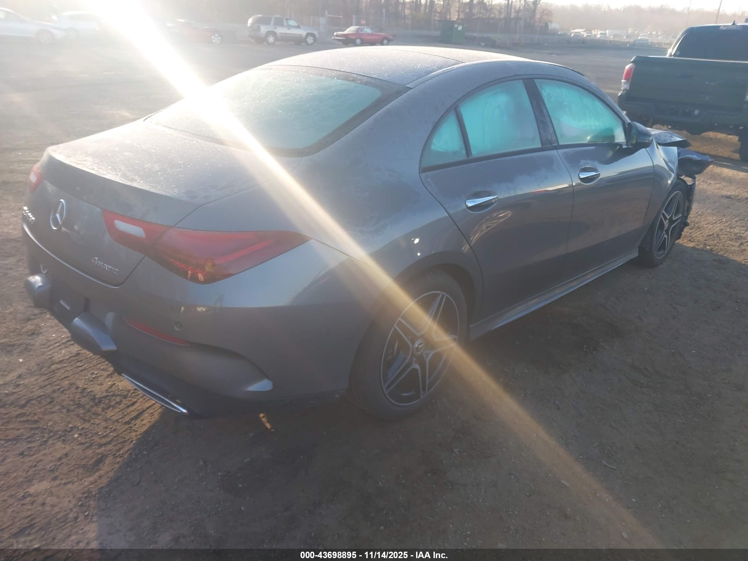 MERCEDES-BENZ CLA image 4