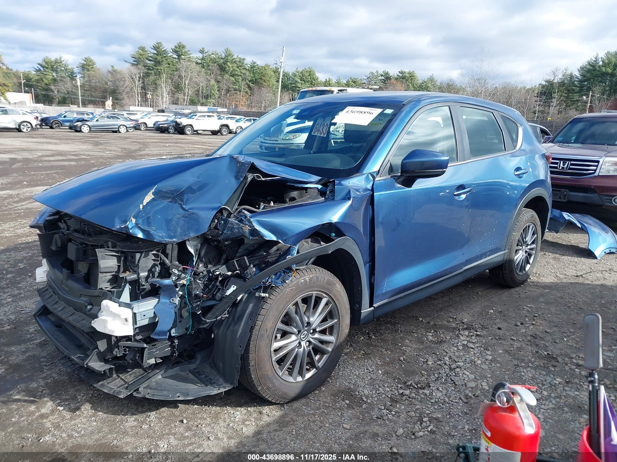 MAZDA CX-5 image 2