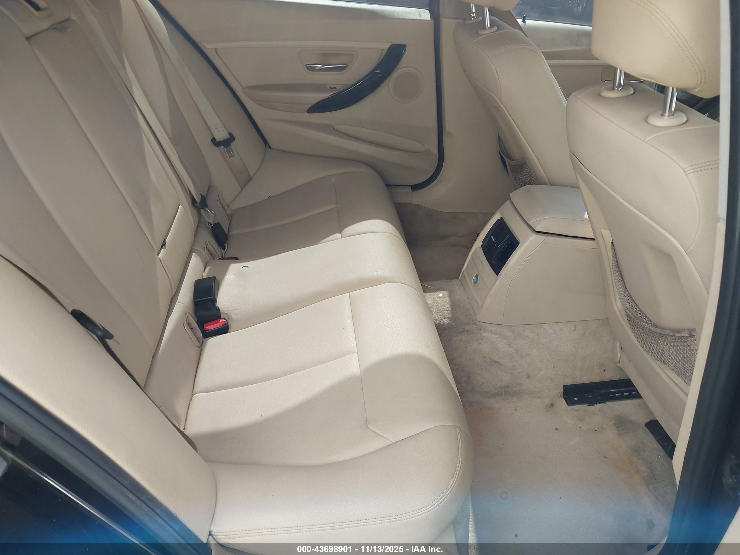 BMW 328I image 8