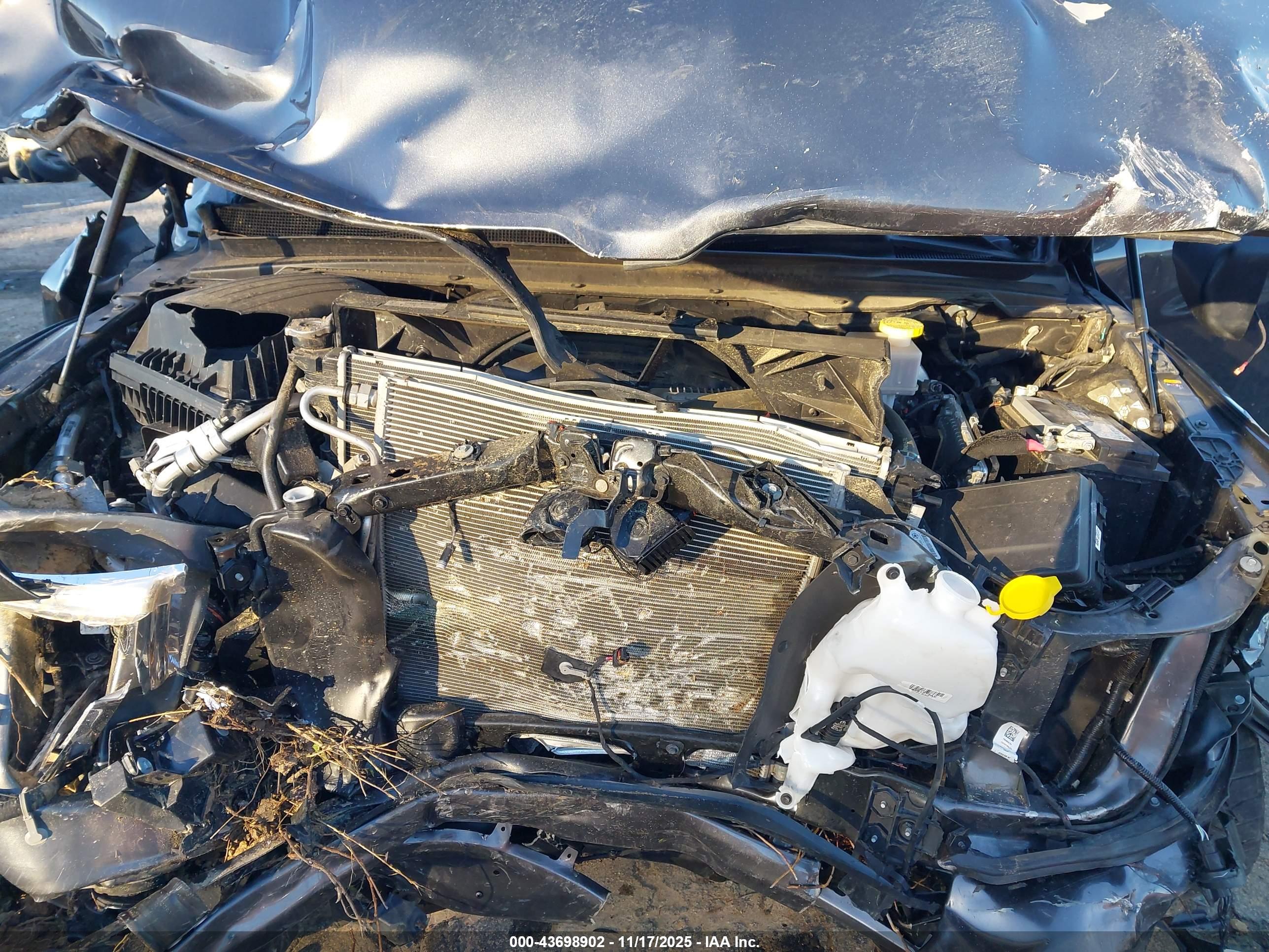 RAM 1500 image 10