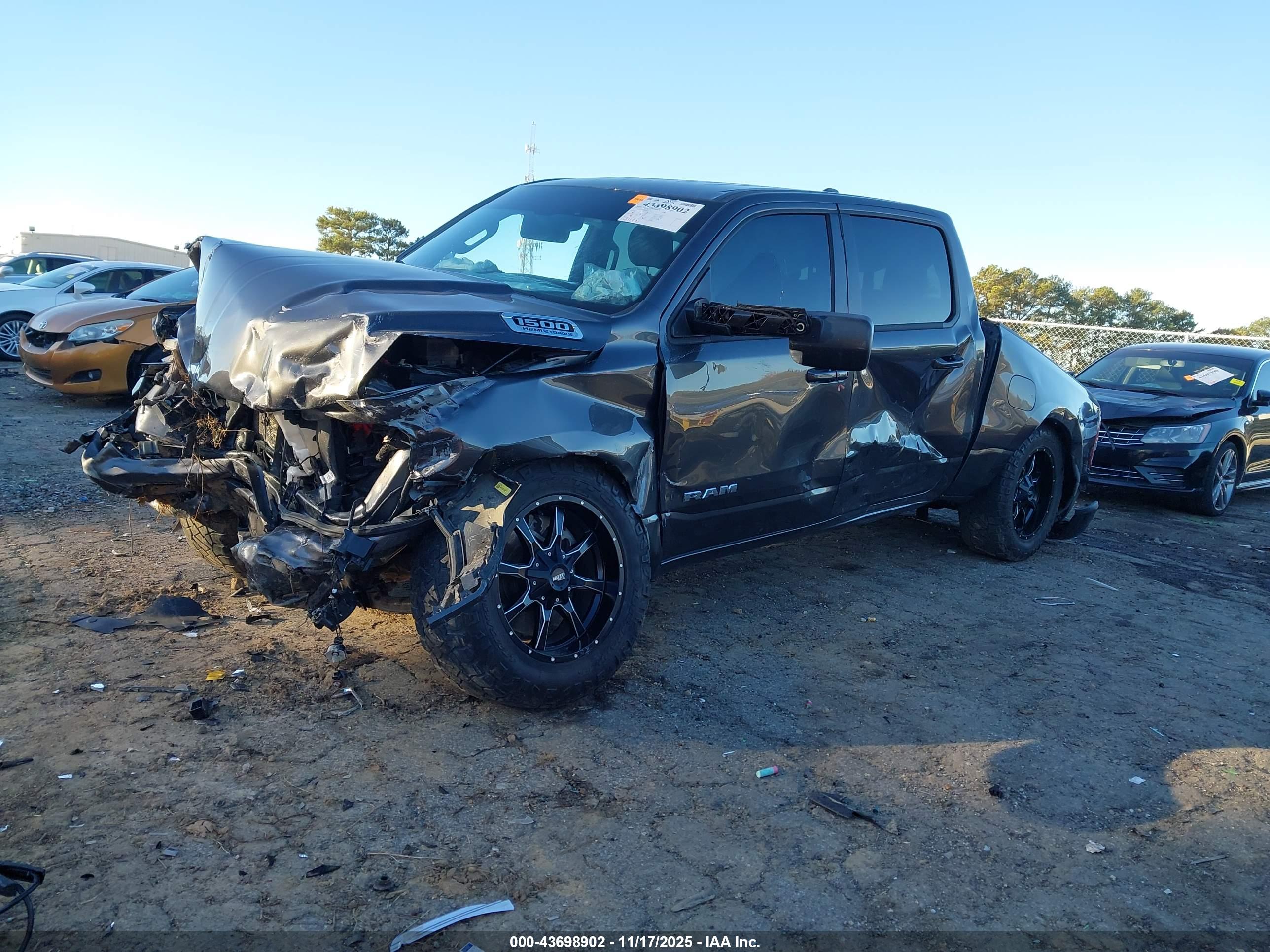 RAM 1500 image 2
