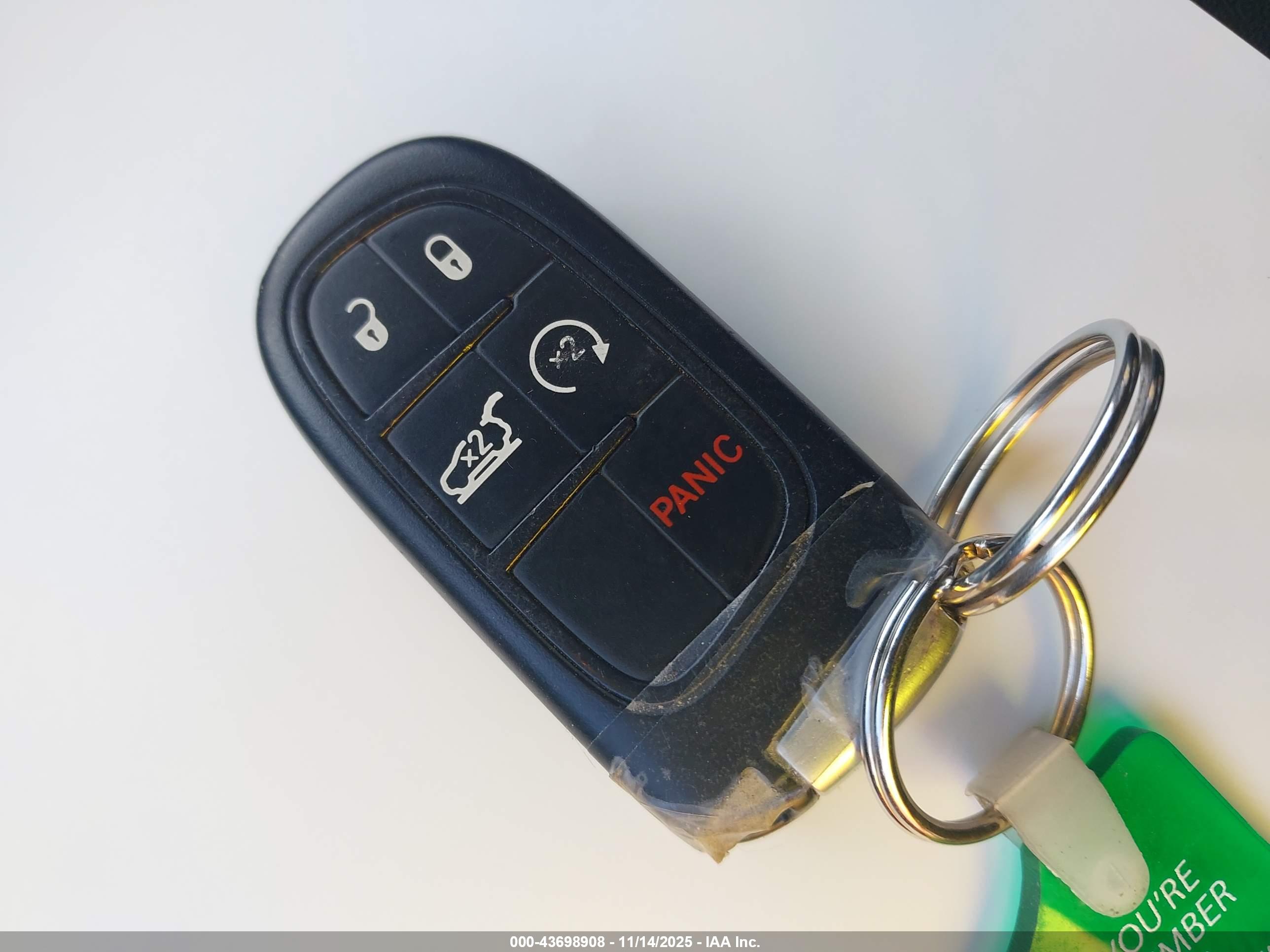 JEEP CHEROKEE image 11