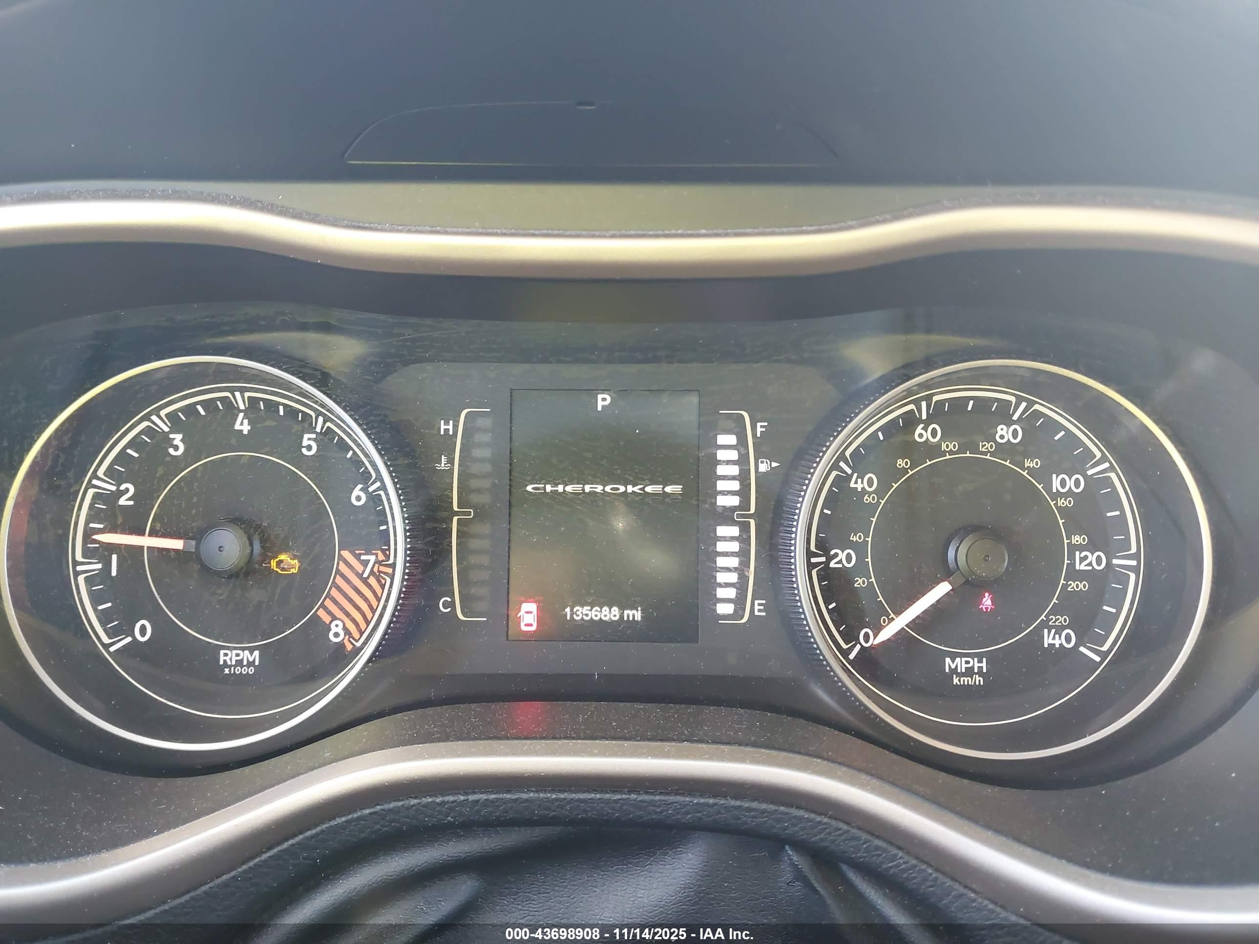 JEEP CHEROKEE image 7