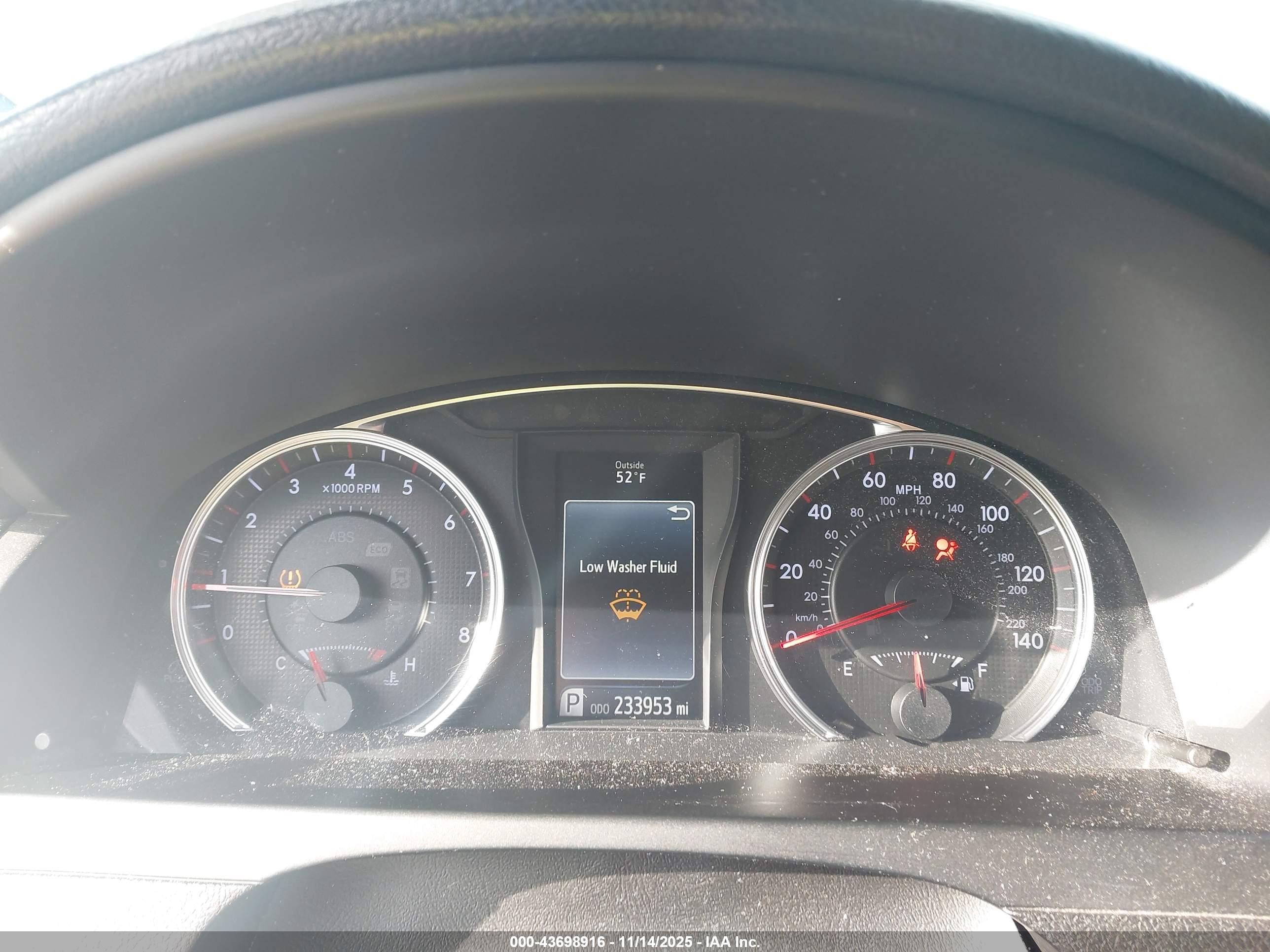 TOYOTA CAMRY image 7