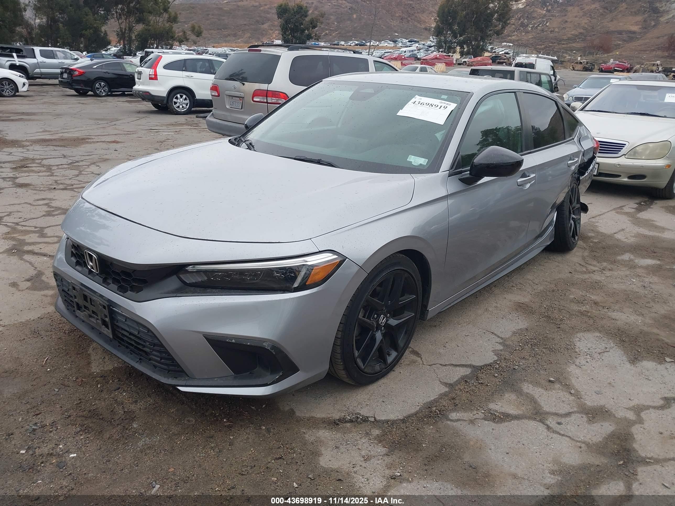 HONDA CIVIC image 2