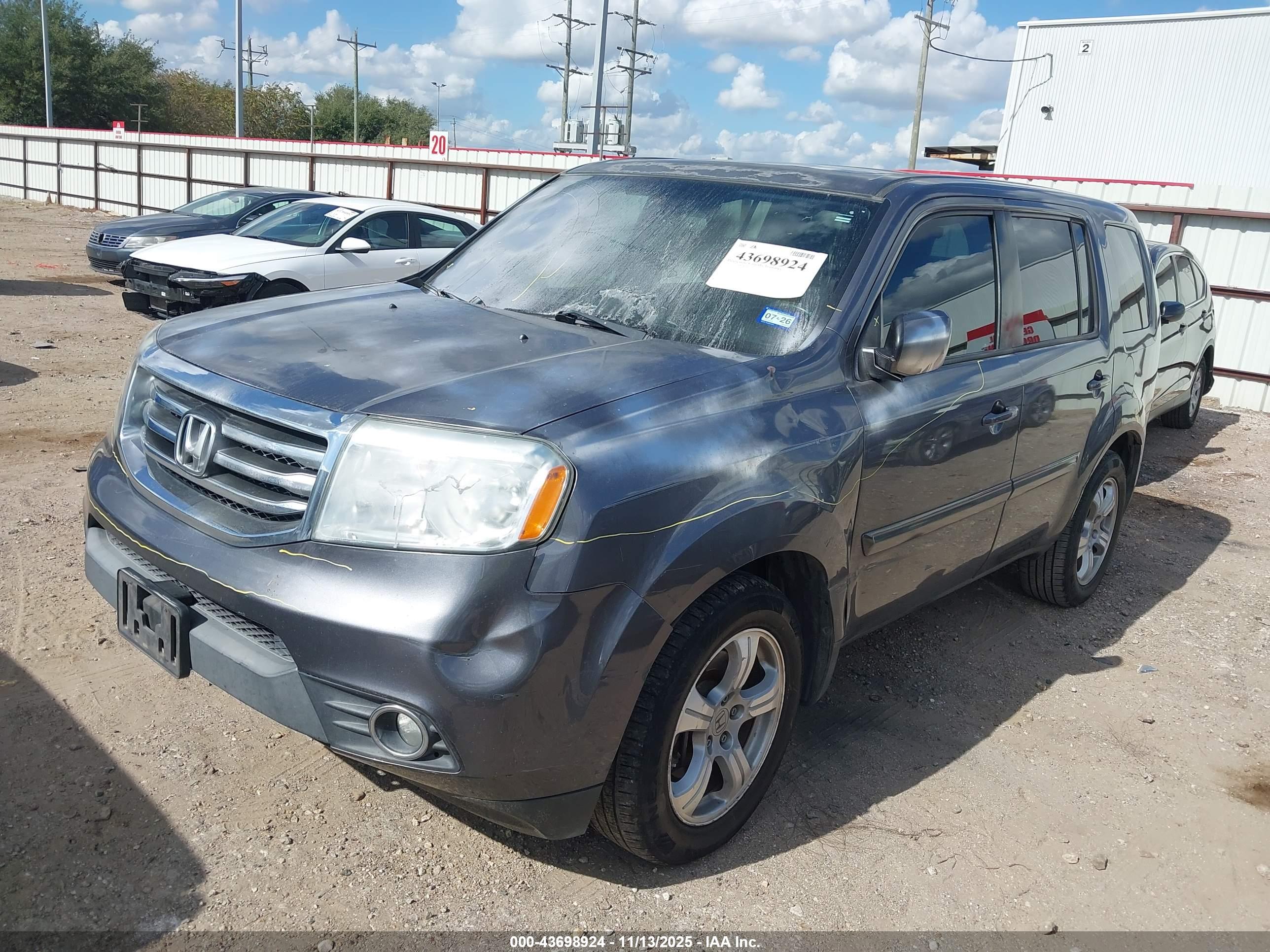 HONDA PILOT image 2