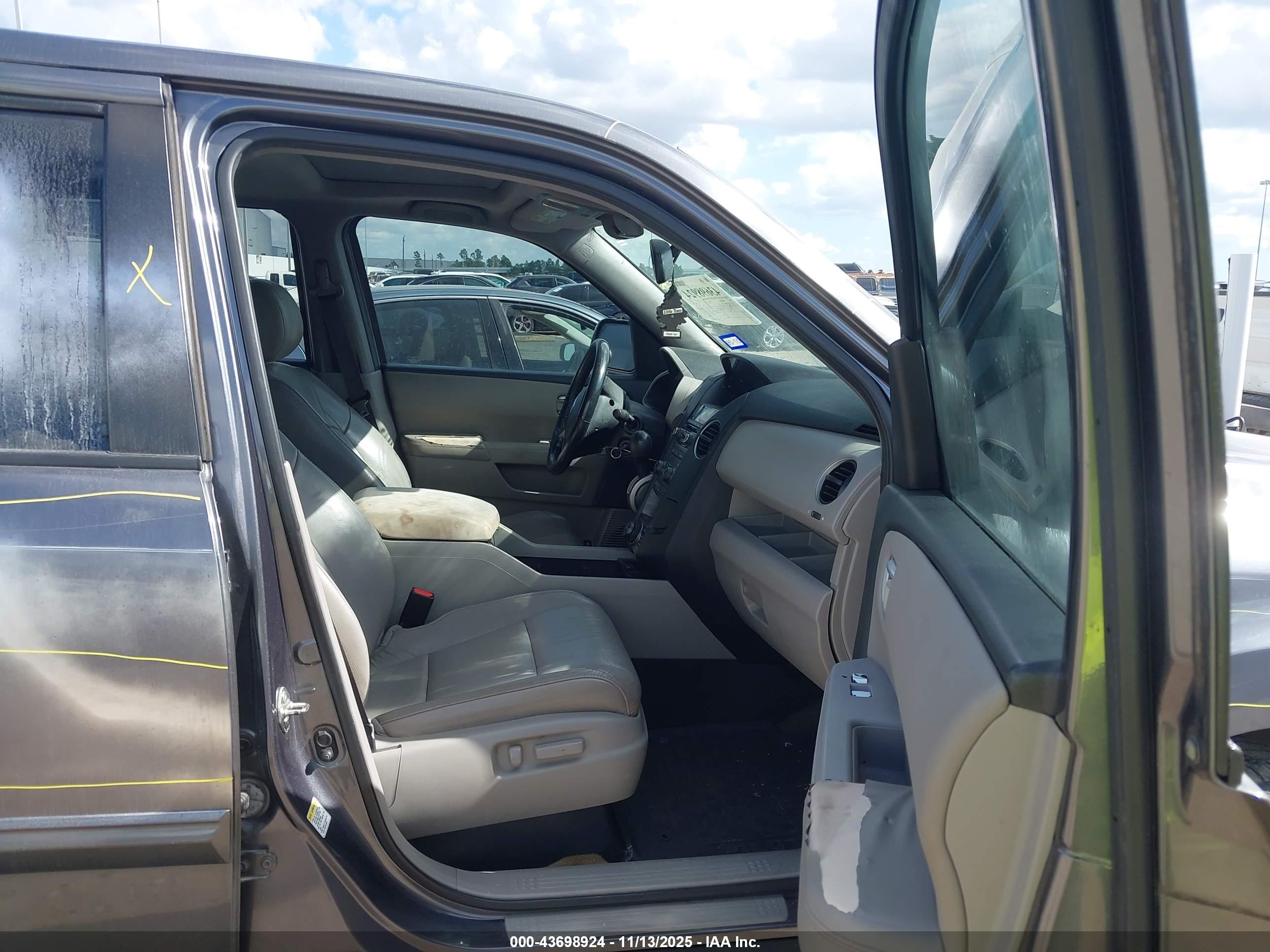 HONDA PILOT image 5