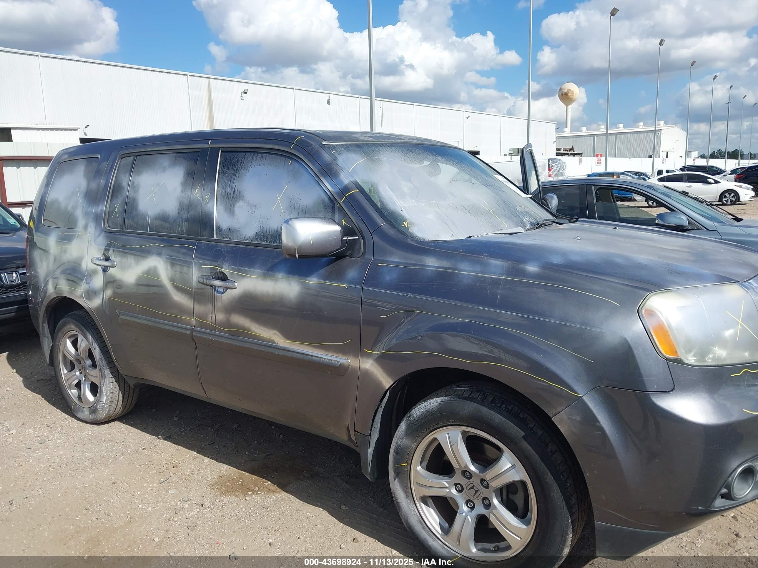 HONDA PILOT image 6