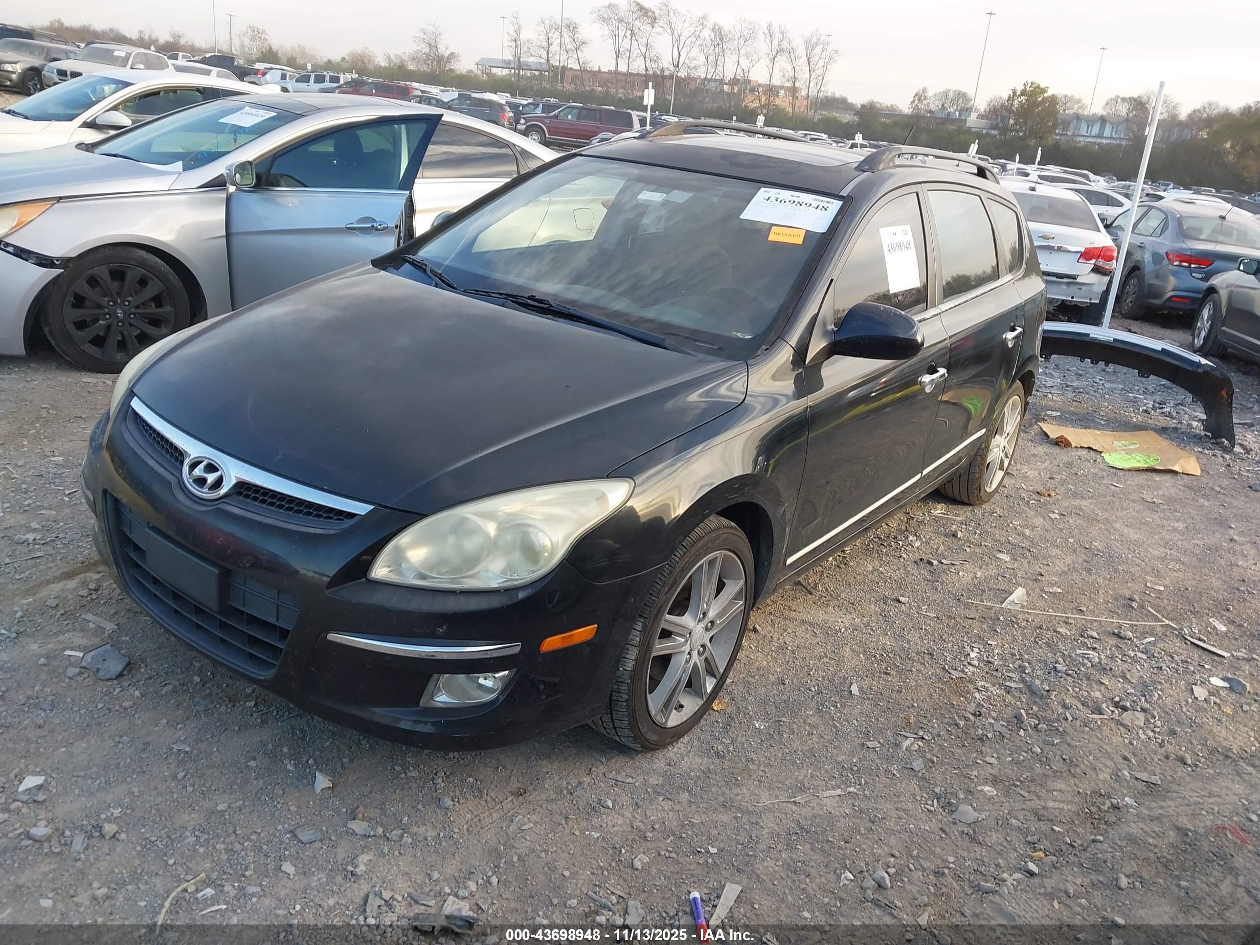 HYUNDAI ELANTRA image 2