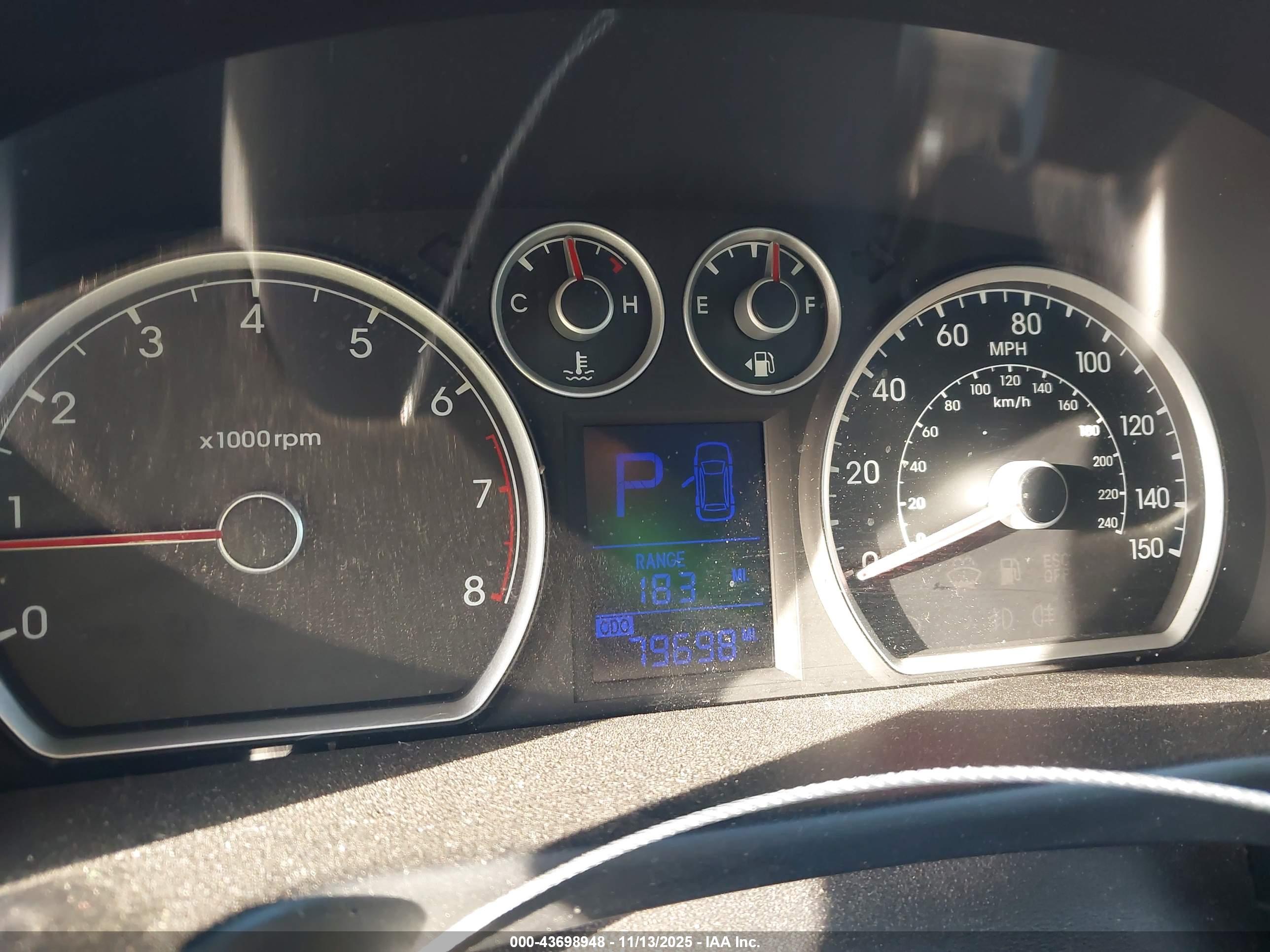 HYUNDAI ELANTRA image 7