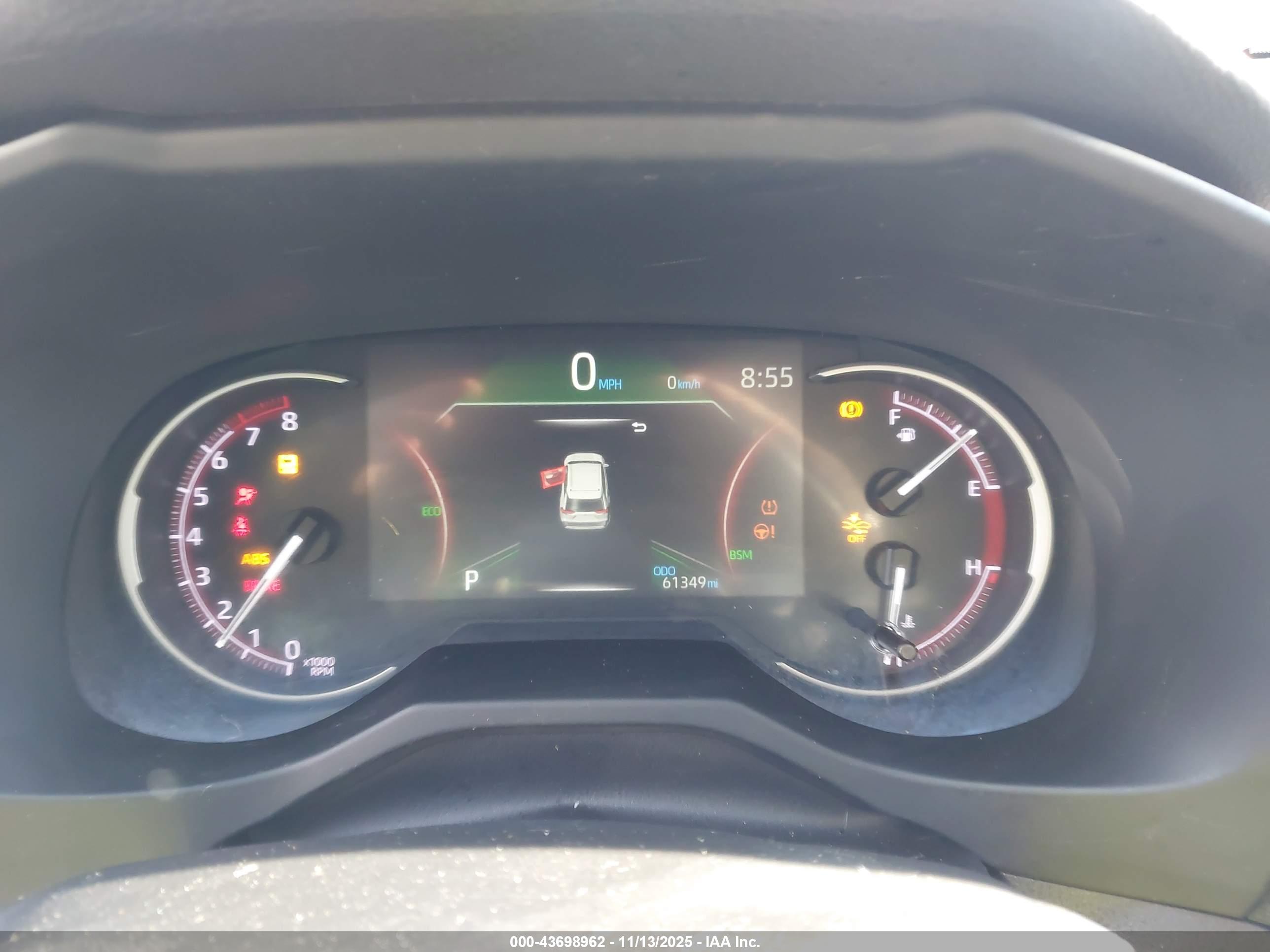TOYOTA RAV4 image 7