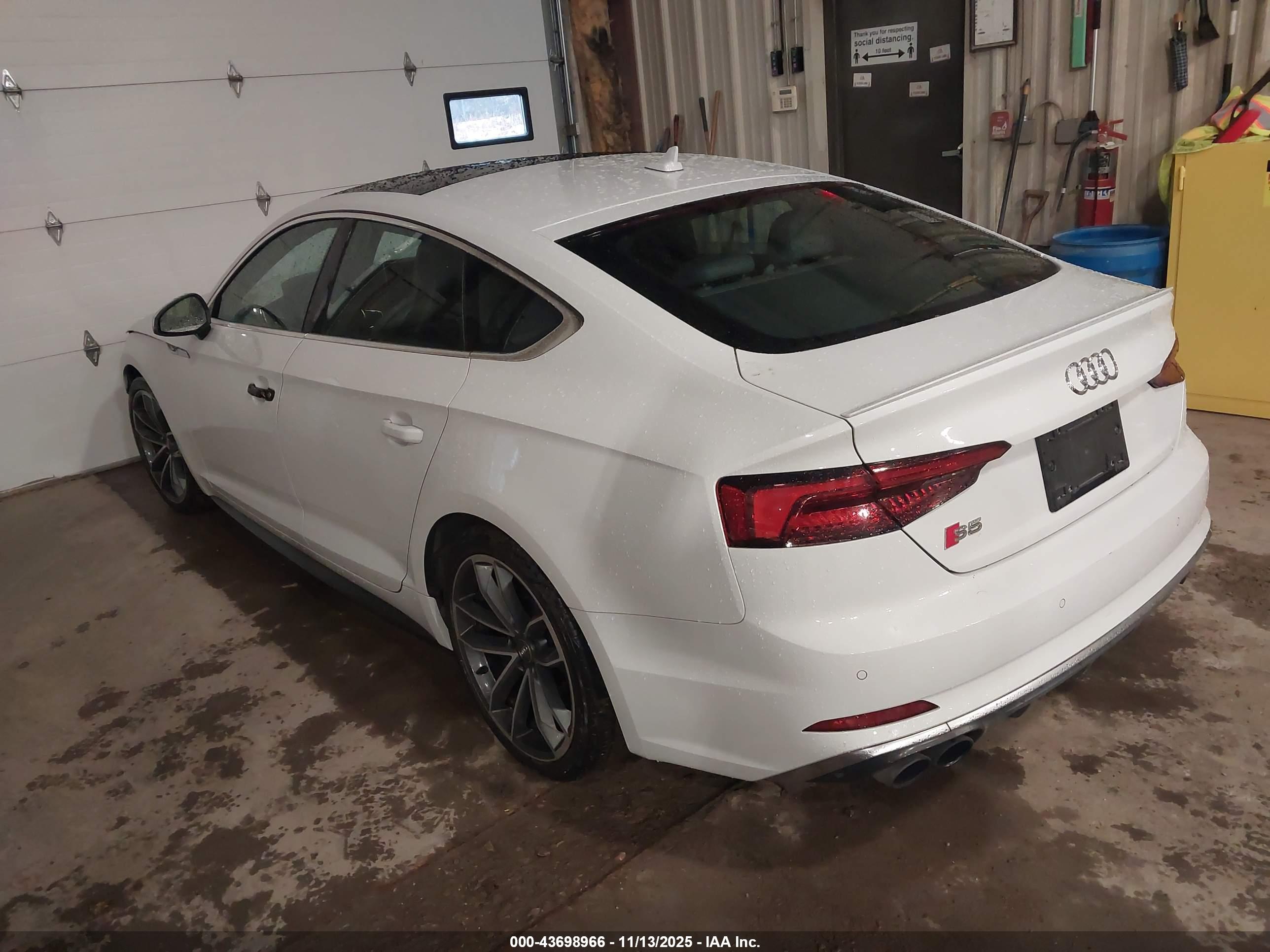 AUDI S5 image 3