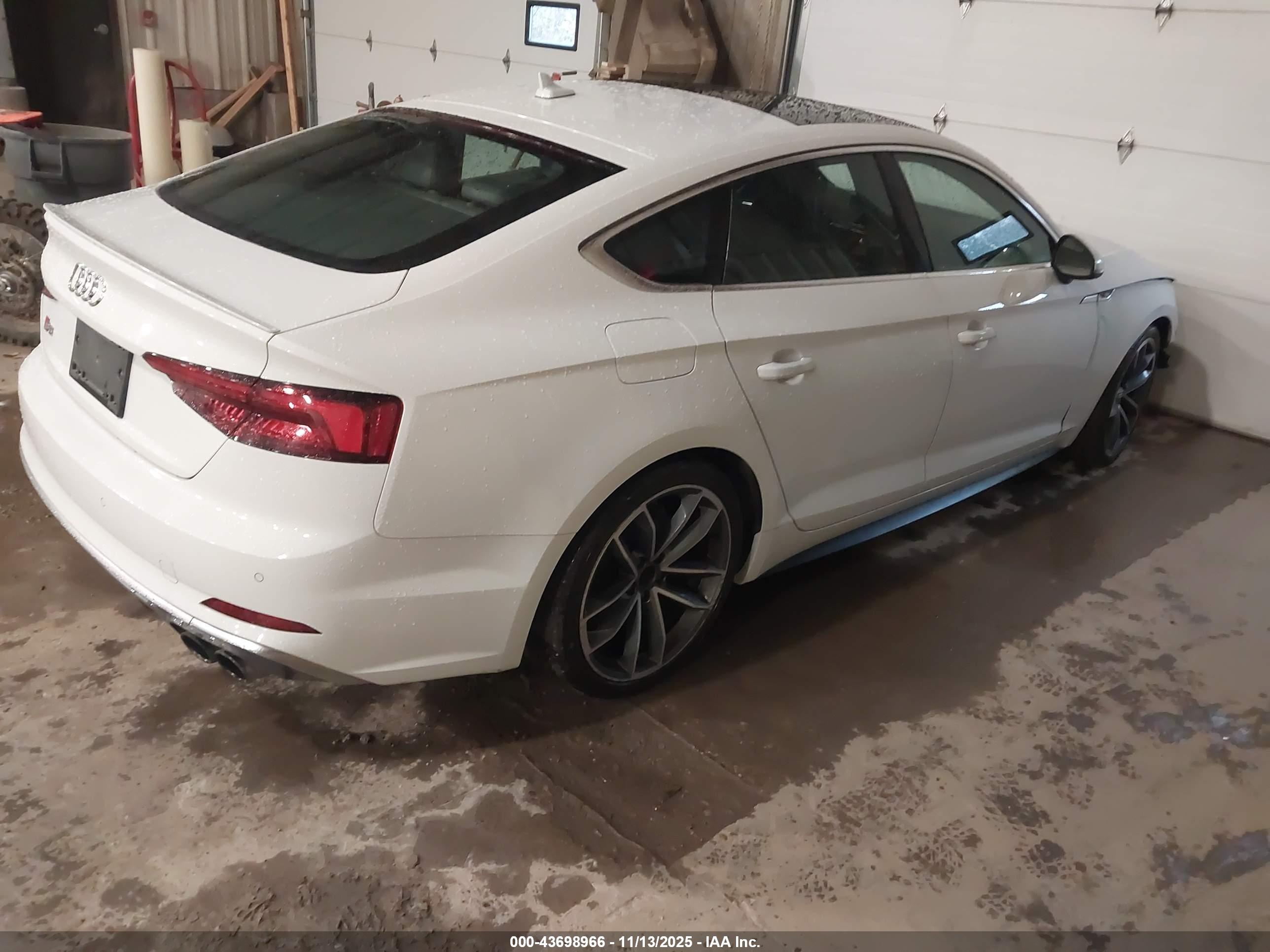 AUDI S5 image 4