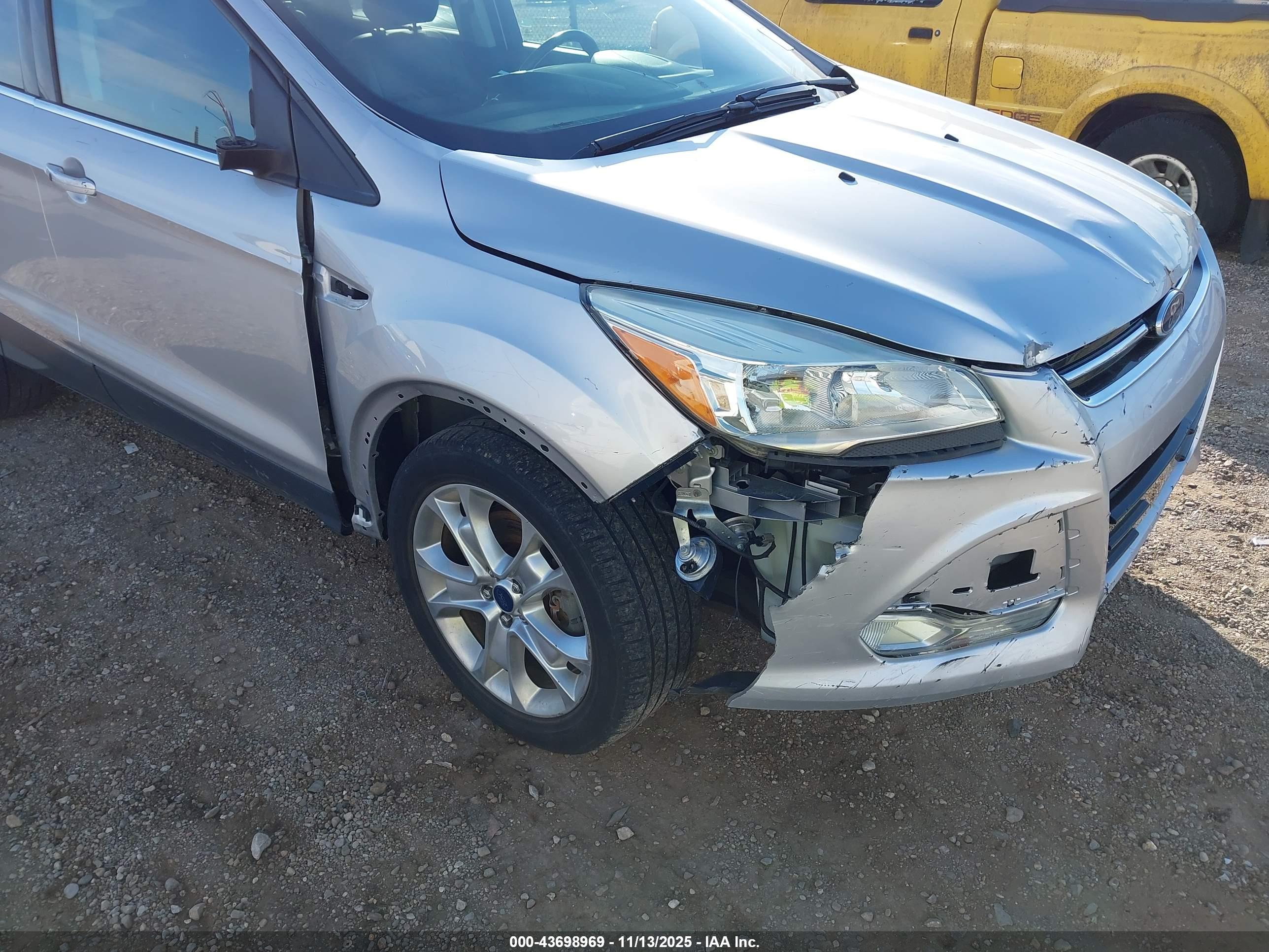 FORD ESCAPE image 6