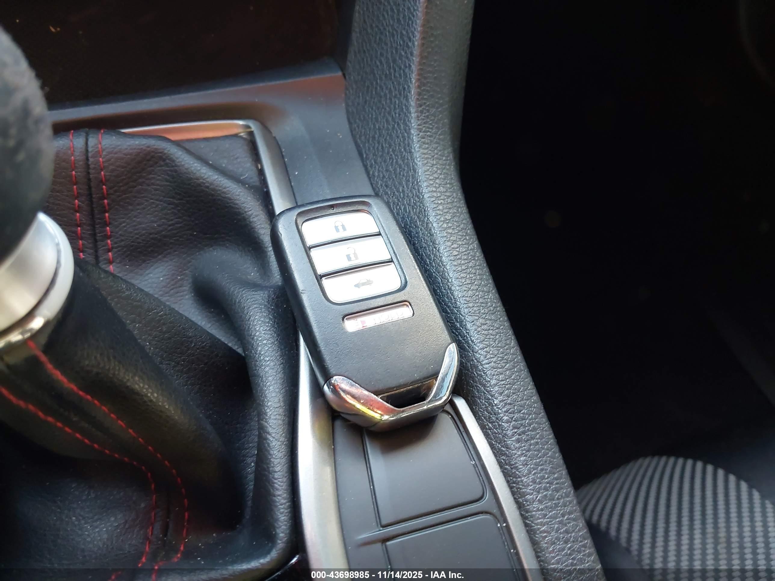 HONDA CIVIC image 11